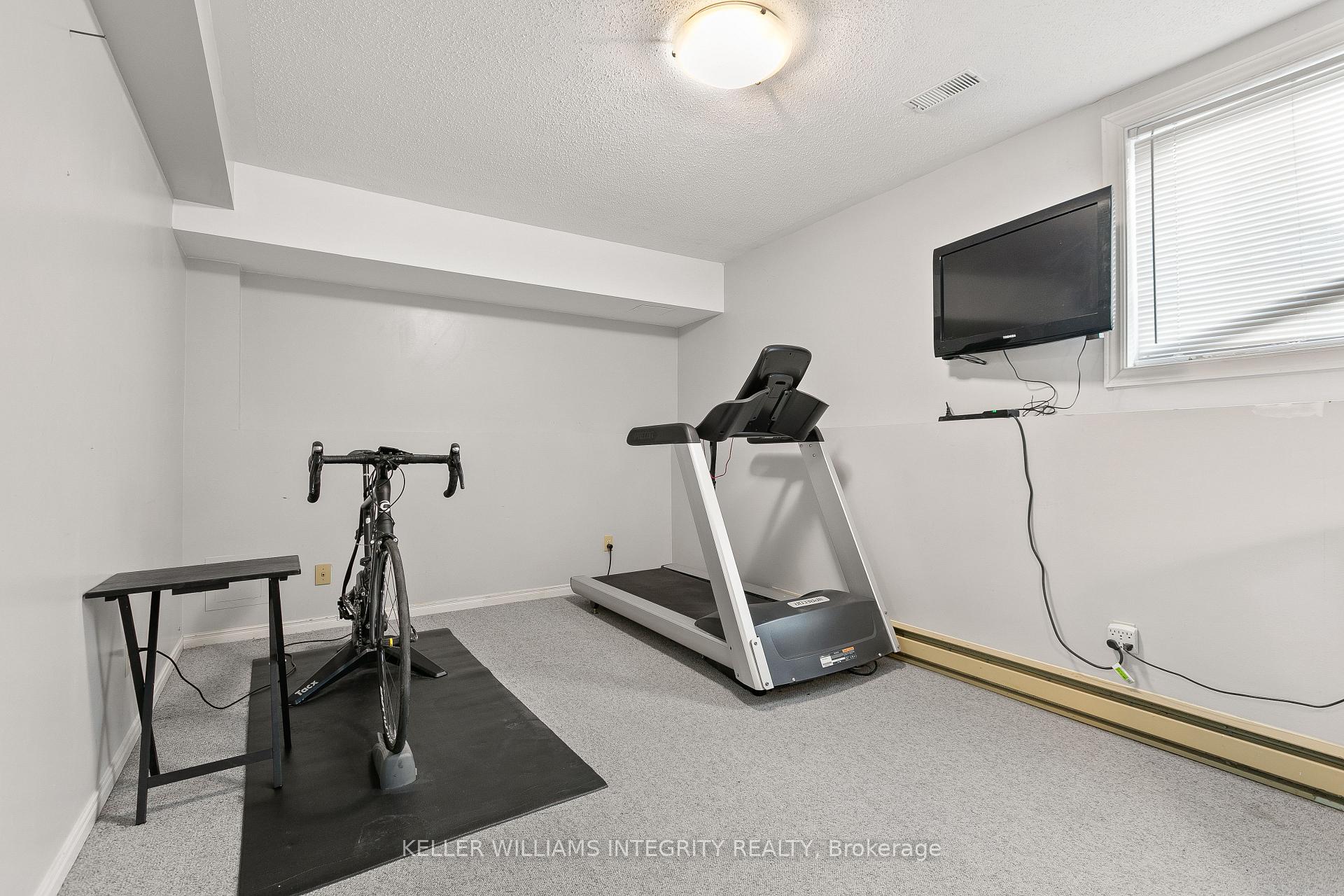 Photo 35 of 717 Brome Crescent, Ottawa, Fallingbrook/Ridgemount — HOMEH