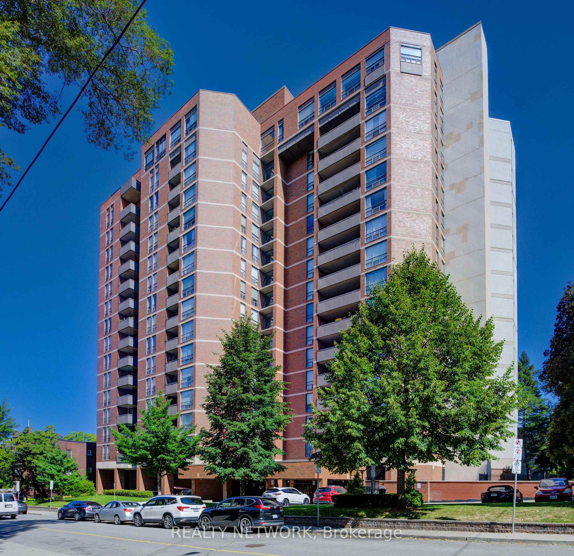 Front of Unit 702, 222 Jackson Street W