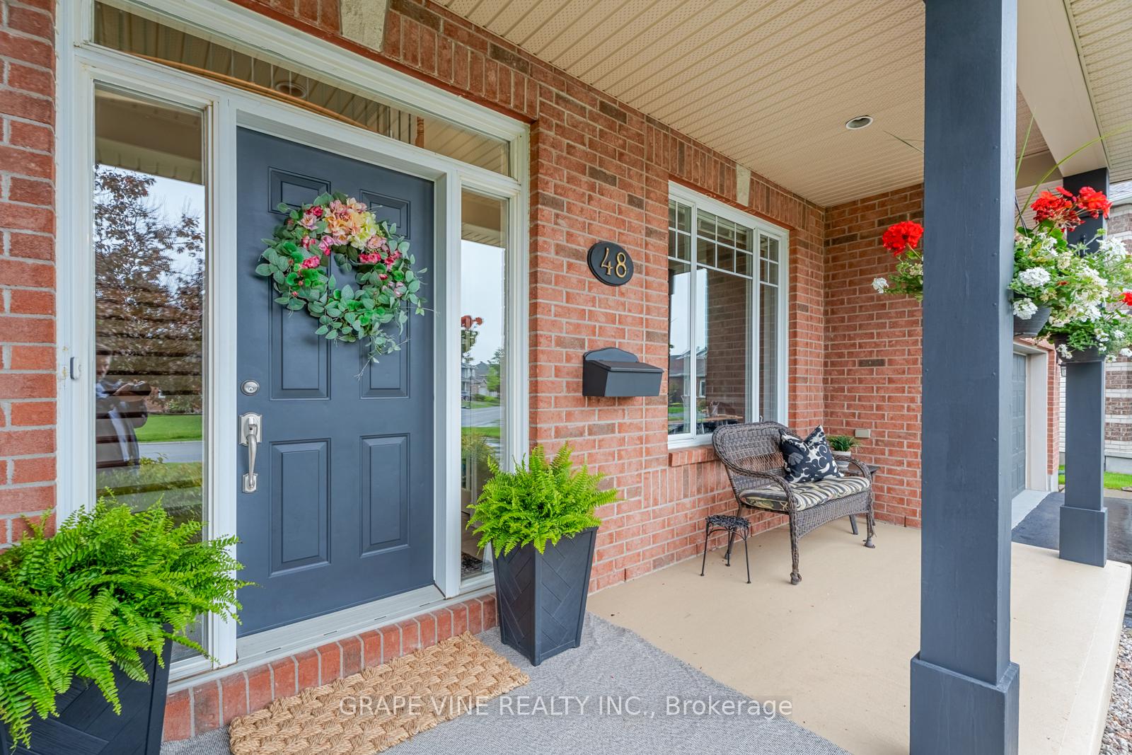 Photo 3 of 48 Cinnabar Way, Ottawa, Stittsville (Central) — HOMEH