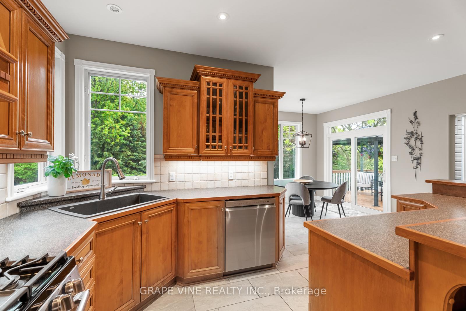 Photo 21 of 48 Cinnabar Way, Ottawa, Stittsville (Central) — HOMEH