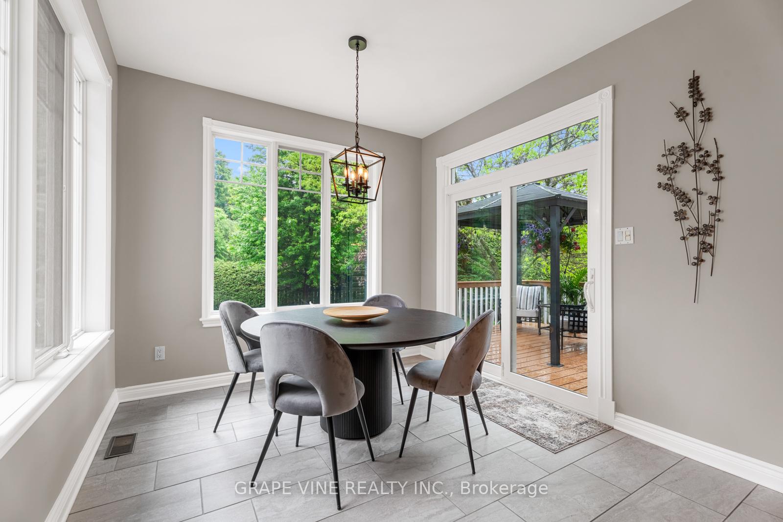 Photo 6 of 48 Cinnabar Way, Ottawa, Stittsville (Central) — HOMEH