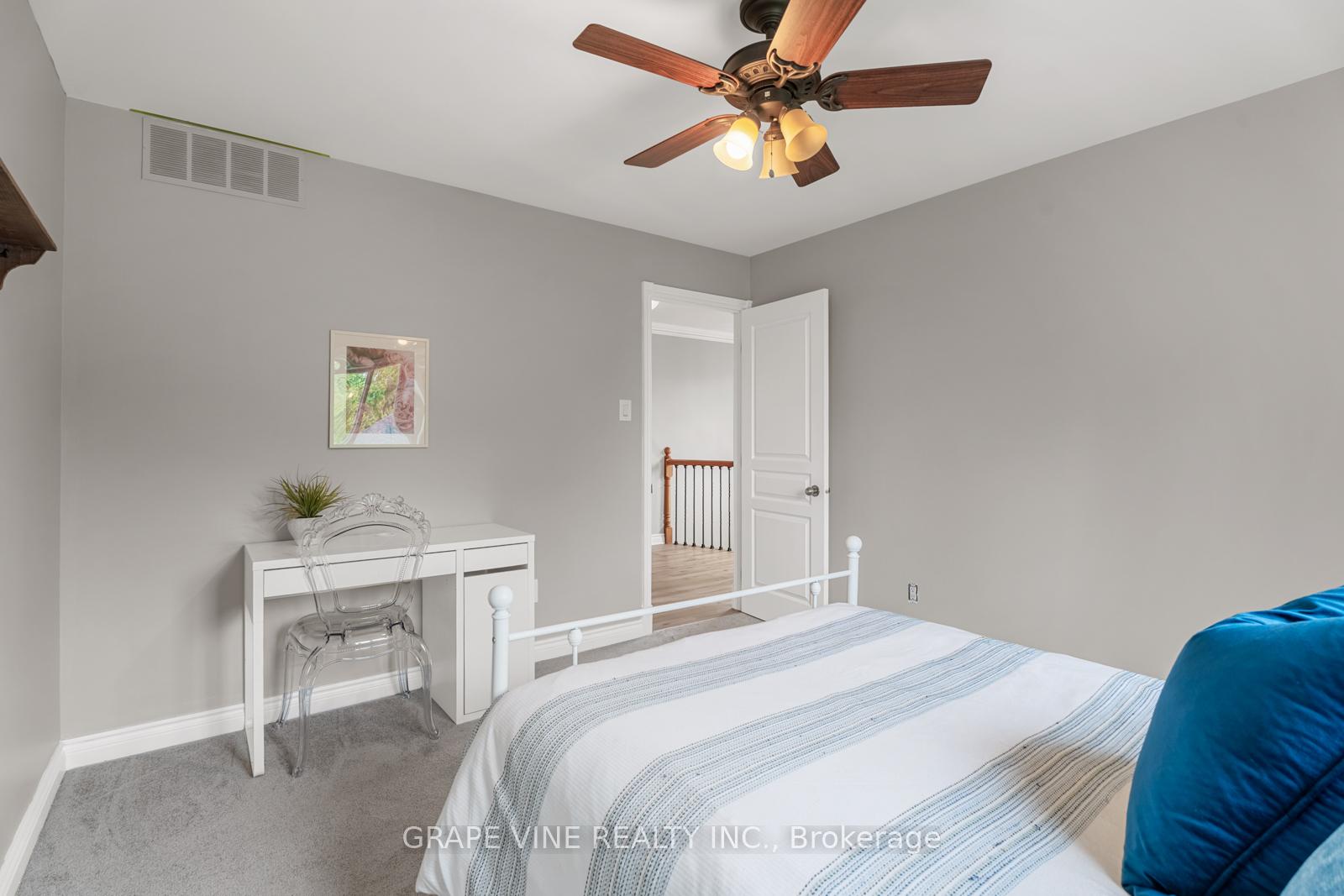 Photo 13 of 48 Cinnabar Way, Ottawa, Stittsville (Central) — HOMEH