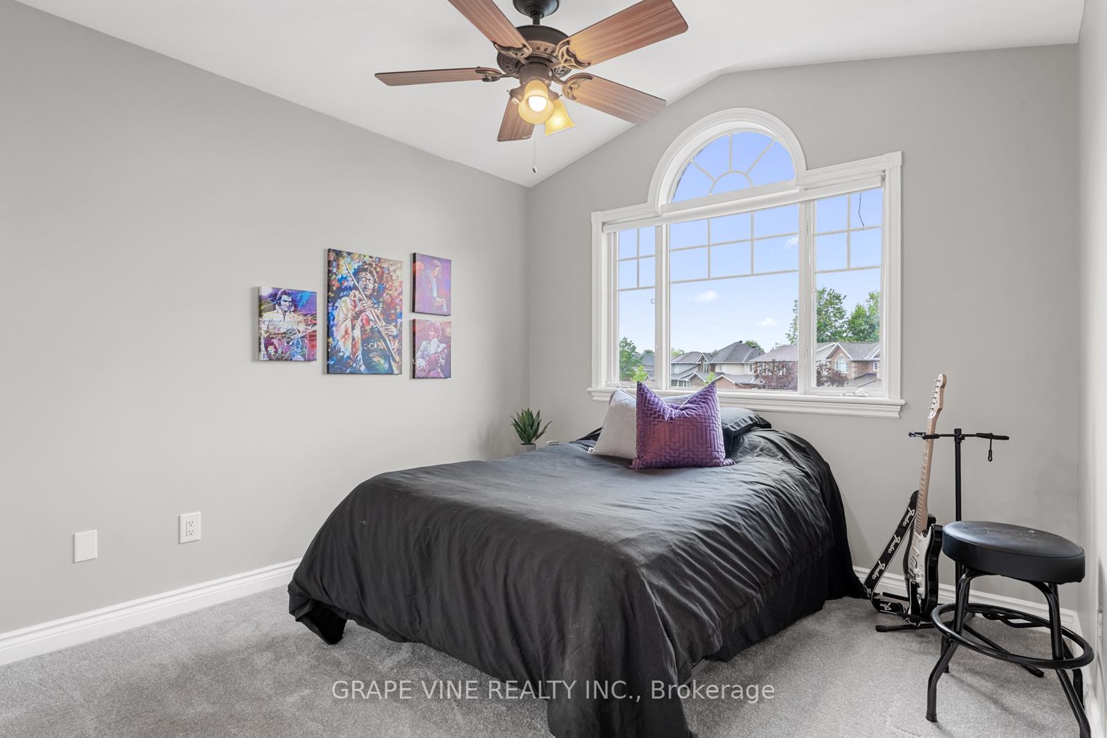 Photo 25 of 48 Cinnabar Way, Ottawa, Stittsville (Central) — HOMEH