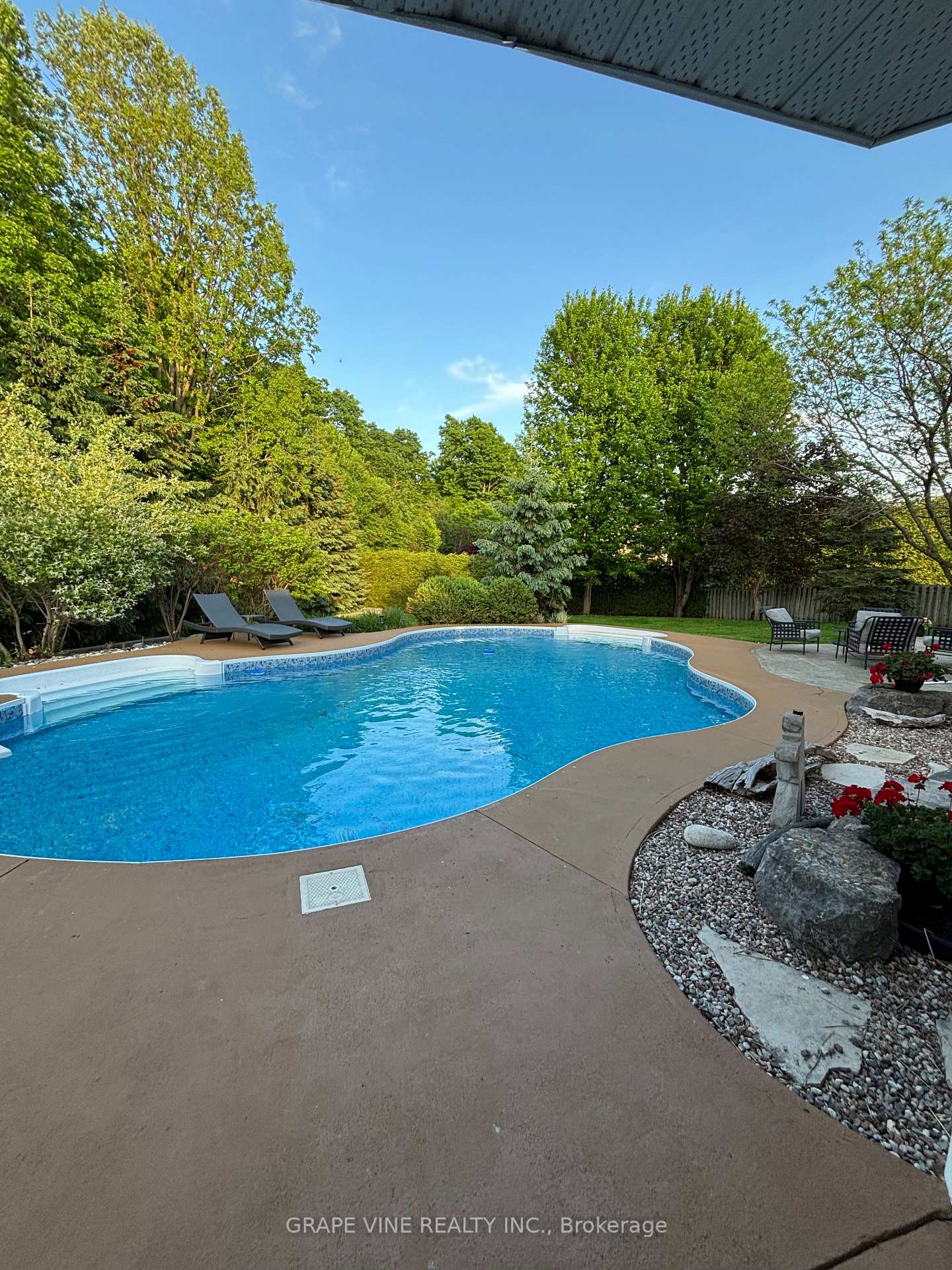 Photo 34 of 48 Cinnabar Way, Ottawa, Stittsville (Central) — HOMEH