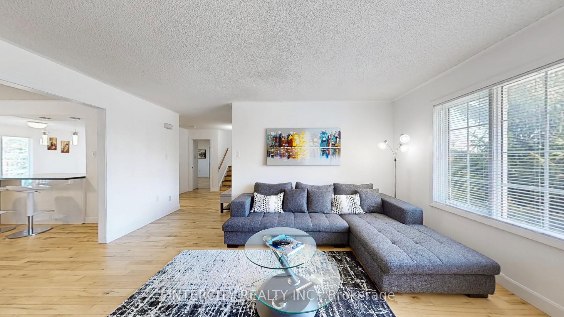 Photo 38 of 406 Big Bay Point Road, Barrie, Painswick North — HOMEH