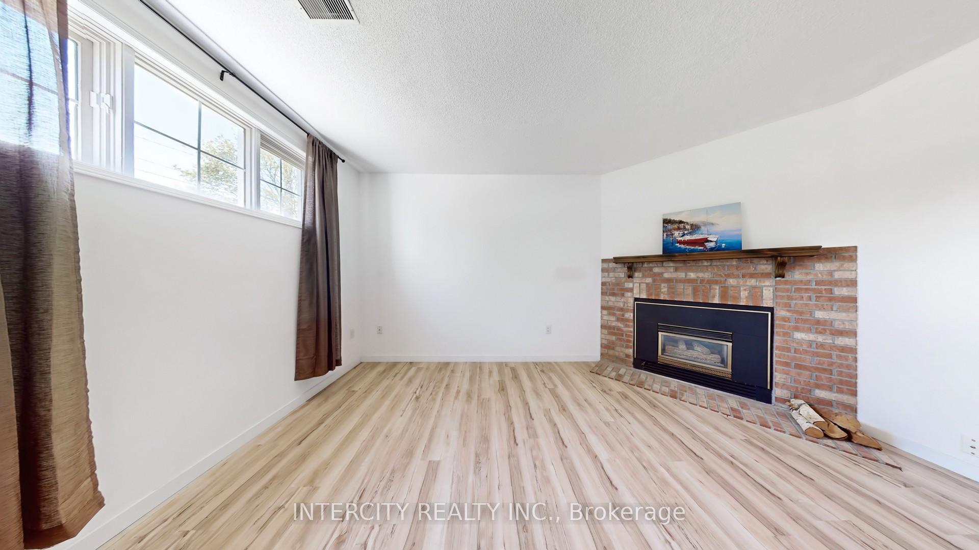 Photo 30 of 406 Big Bay Point Road, Barrie, Painswick North — HOMEH
