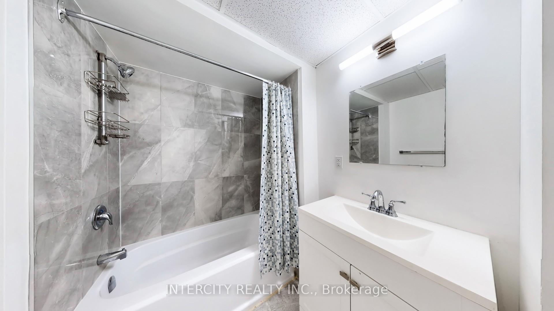 Photo 28 of 406 Big Bay Point Road, Barrie, Painswick North — HOMEH