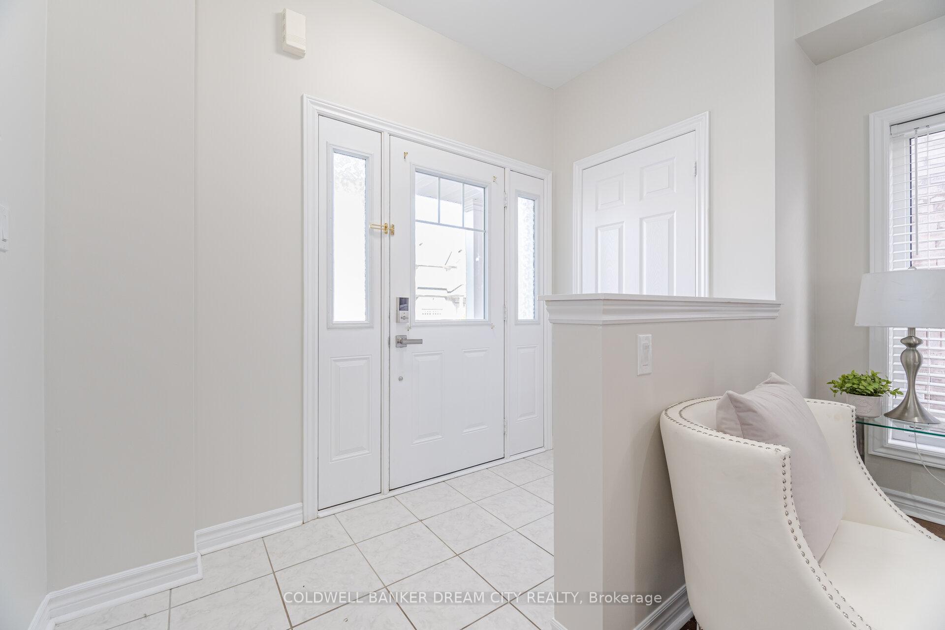 Photo 2 of 31 Rushlands Crescent, Whitby, Taunton North — HOMEH