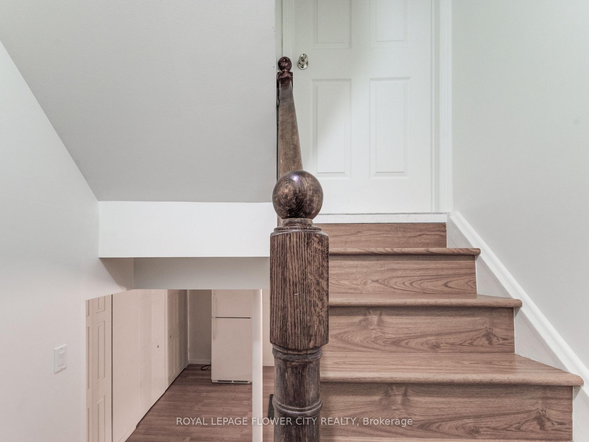 Photo 29 of 23 Driftwood Crescent, Brampton, Heart Lake East — HOMEH