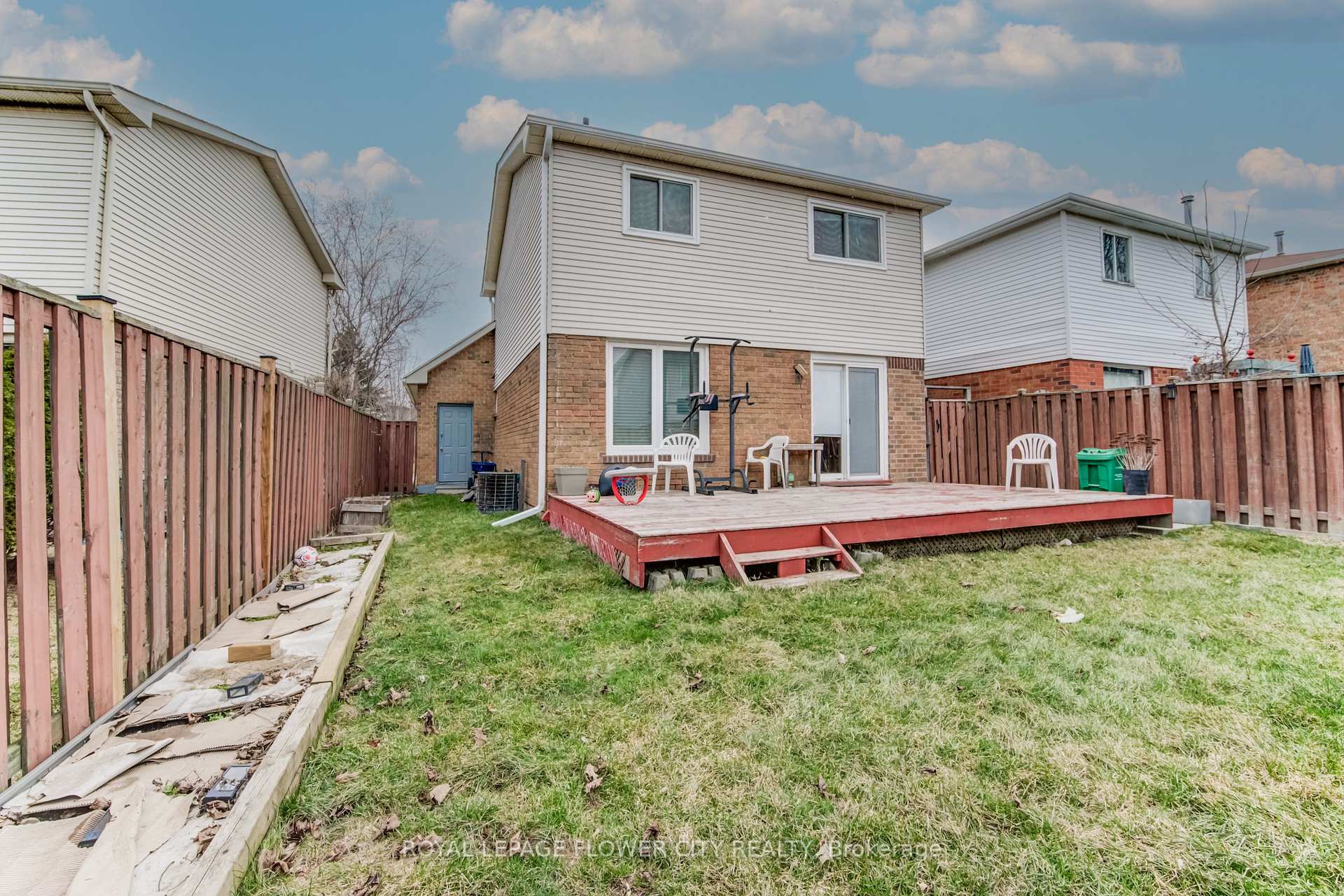 Photo 24 of 23 Driftwood Crescent, Brampton, Heart Lake East — HOMEH