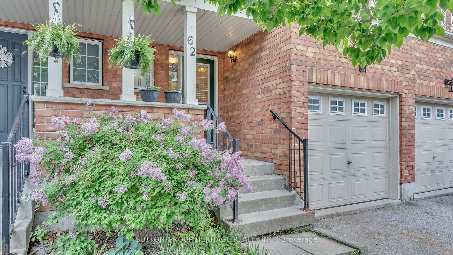 Photo 10 of 62 Sprucedale Way, Whitby, Pringle Creek — HOMEH