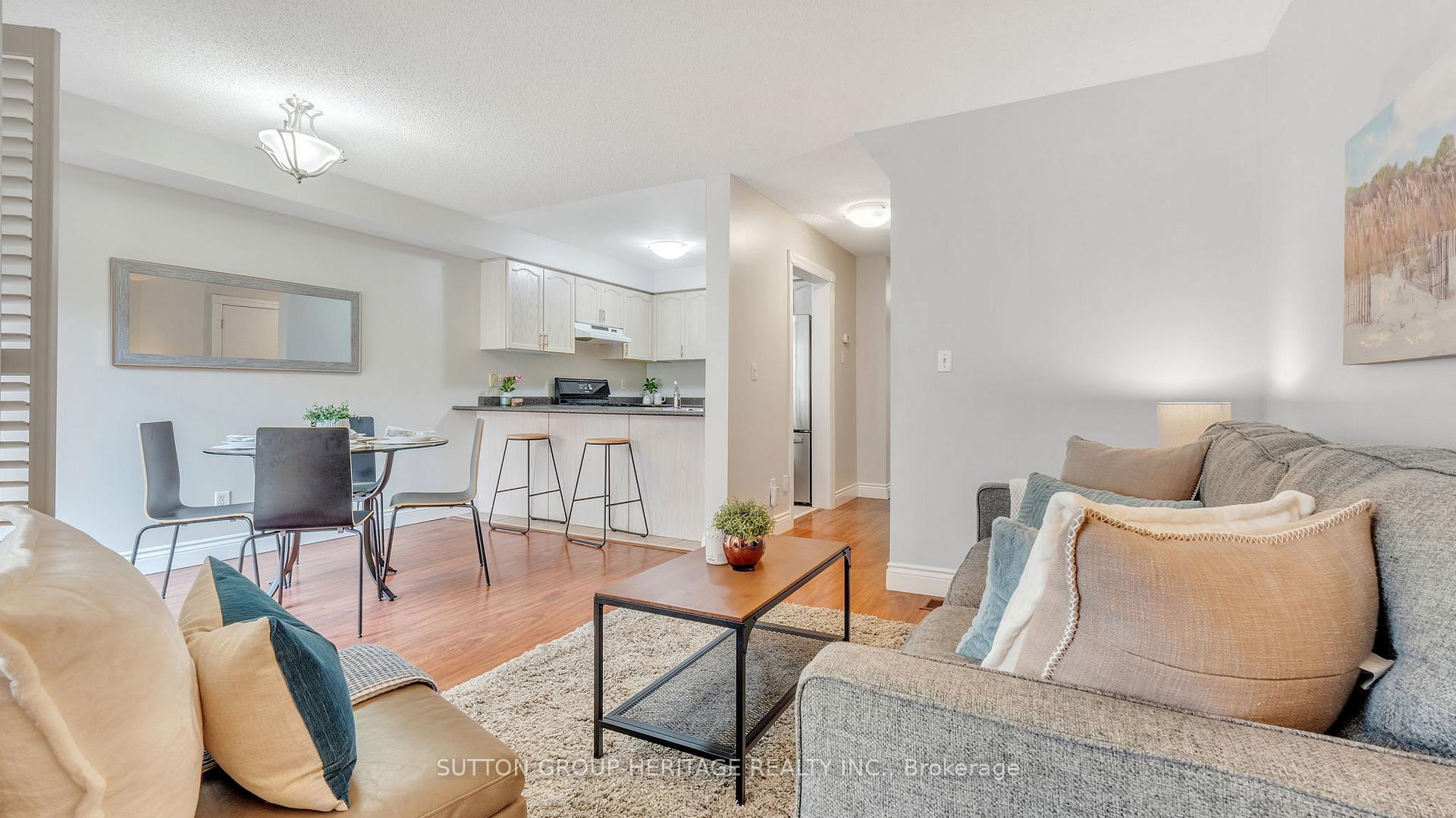Photo 7 of 62 Sprucedale Way, Whitby, Pringle Creek — HOMEH