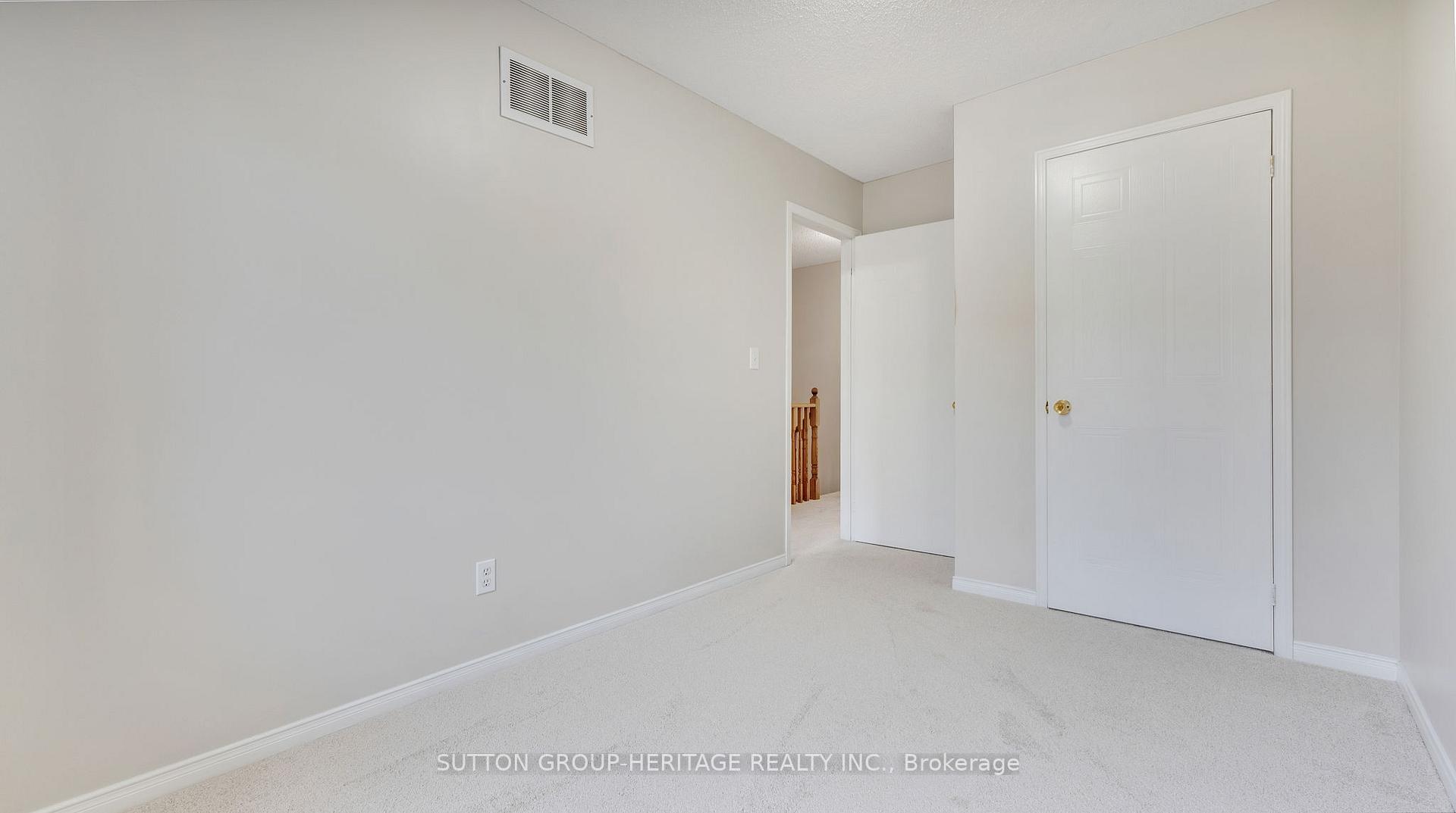 Photo 23 of 62 Sprucedale Way, Whitby, Pringle Creek — HOMEH
