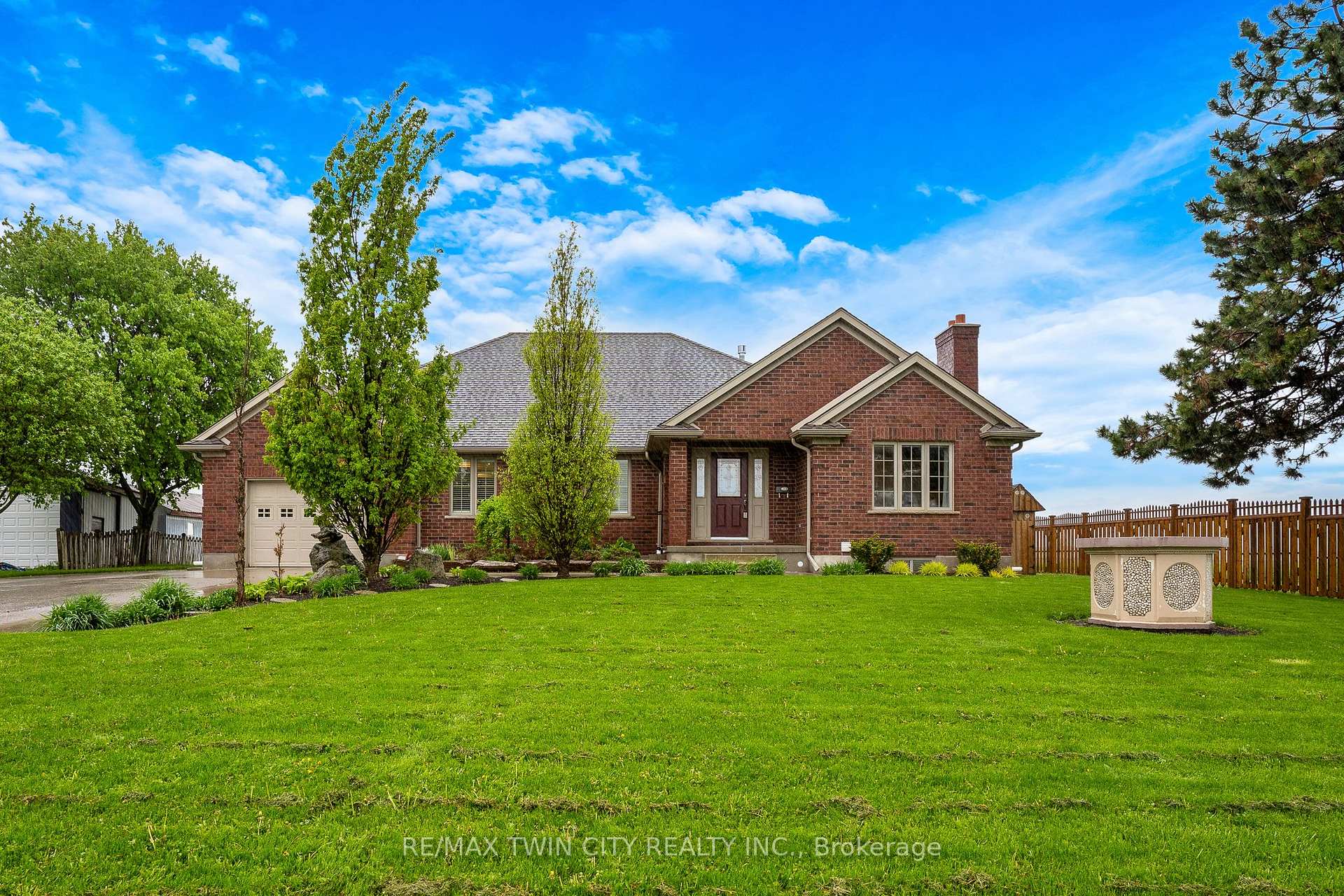Photo 1 of 1788 Lobsinger Line, Woolwich — HOMEH