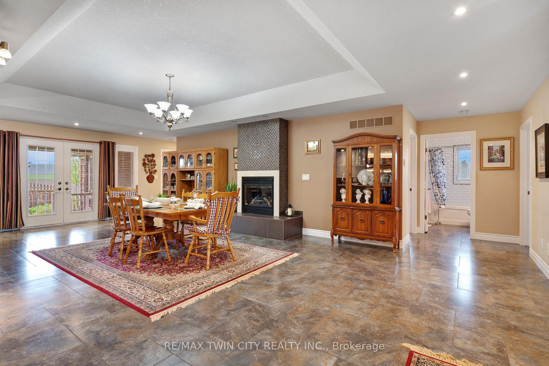 Photo 9 of 1788 Lobsinger Line, Woolwich — HOMEH