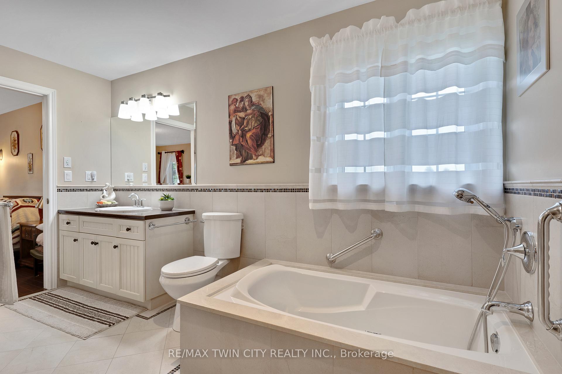 Photo 12 of 1788 Lobsinger Line, Woolwich — HOMEH