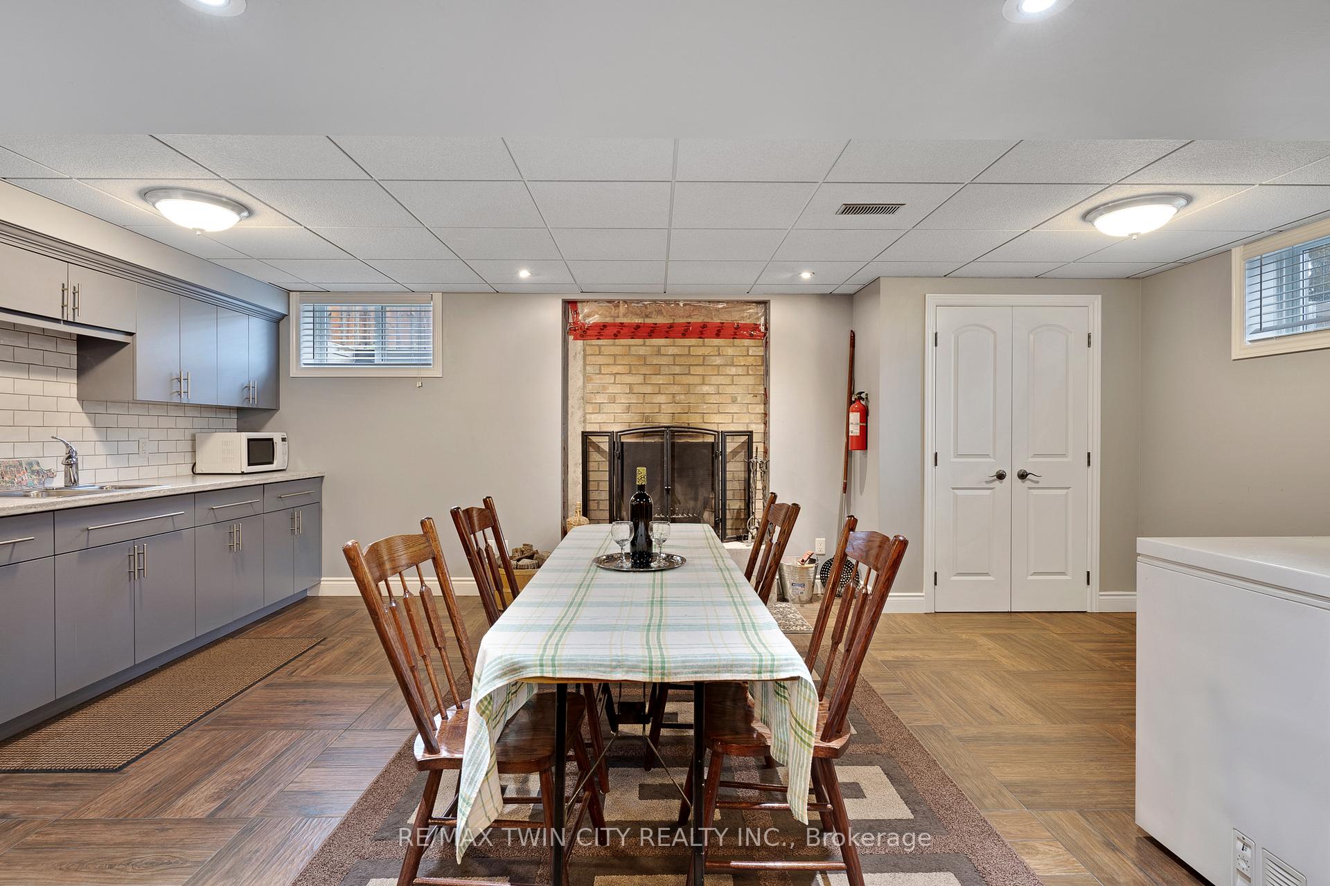 Photo 34 of 1788 Lobsinger Line, Woolwich — HOMEH