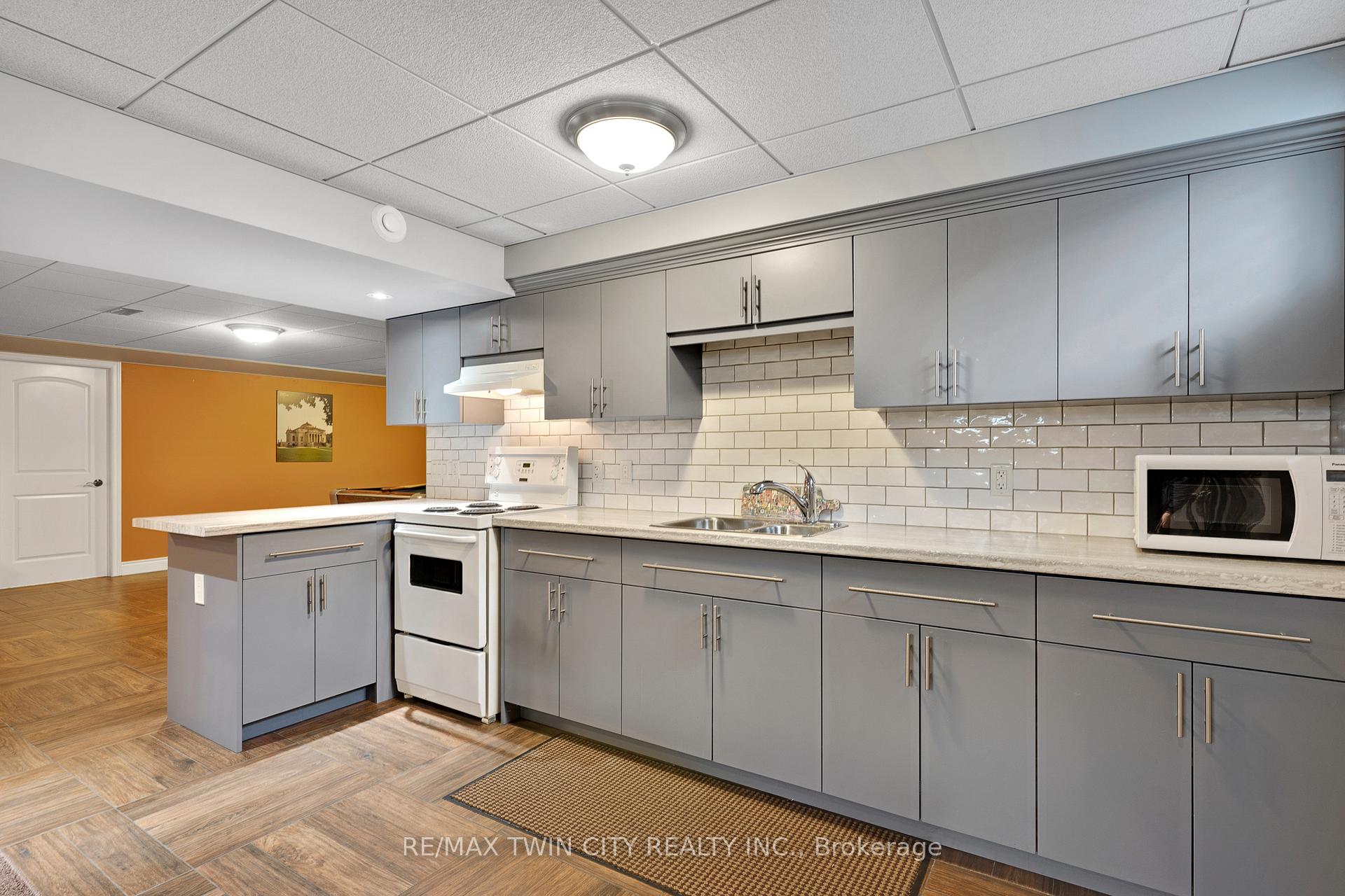 Photo 21 of 1788 Lobsinger Line, Woolwich — HOMEH