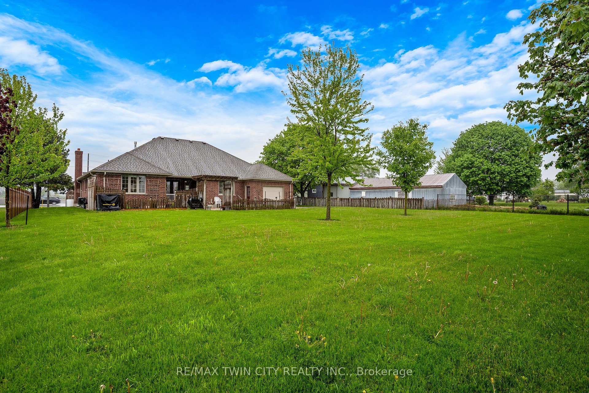 Photo 39 of 1788 Lobsinger Line, Woolwich — HOMEH