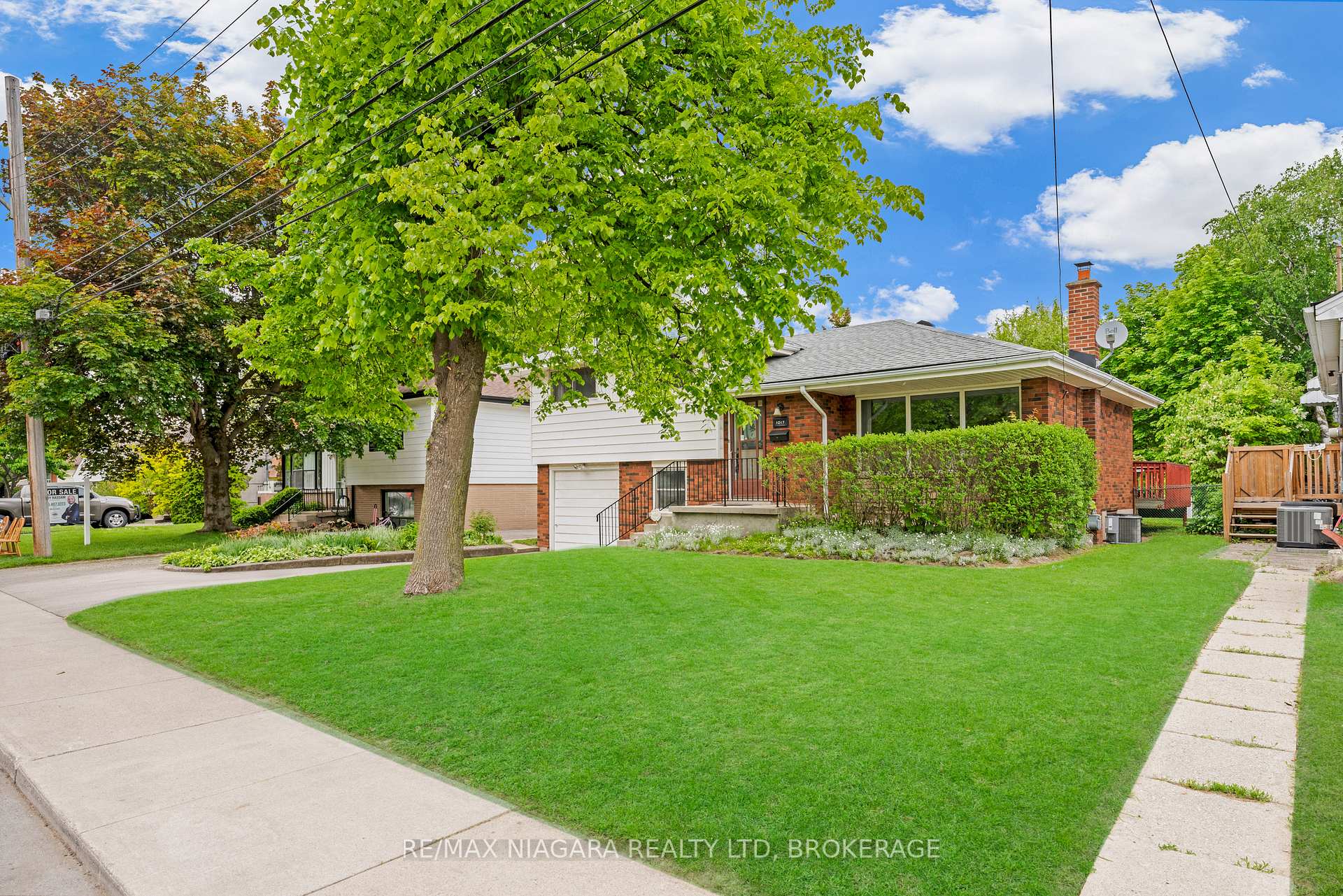 Photo 10 of 1017 Brucedale Avenue E, Hamilton, Sherwood — HOMEH