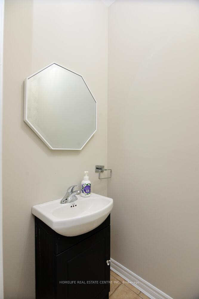 Photo 19 of 12 Malwood Court, Hamilton, Mount Hope — HOMEH