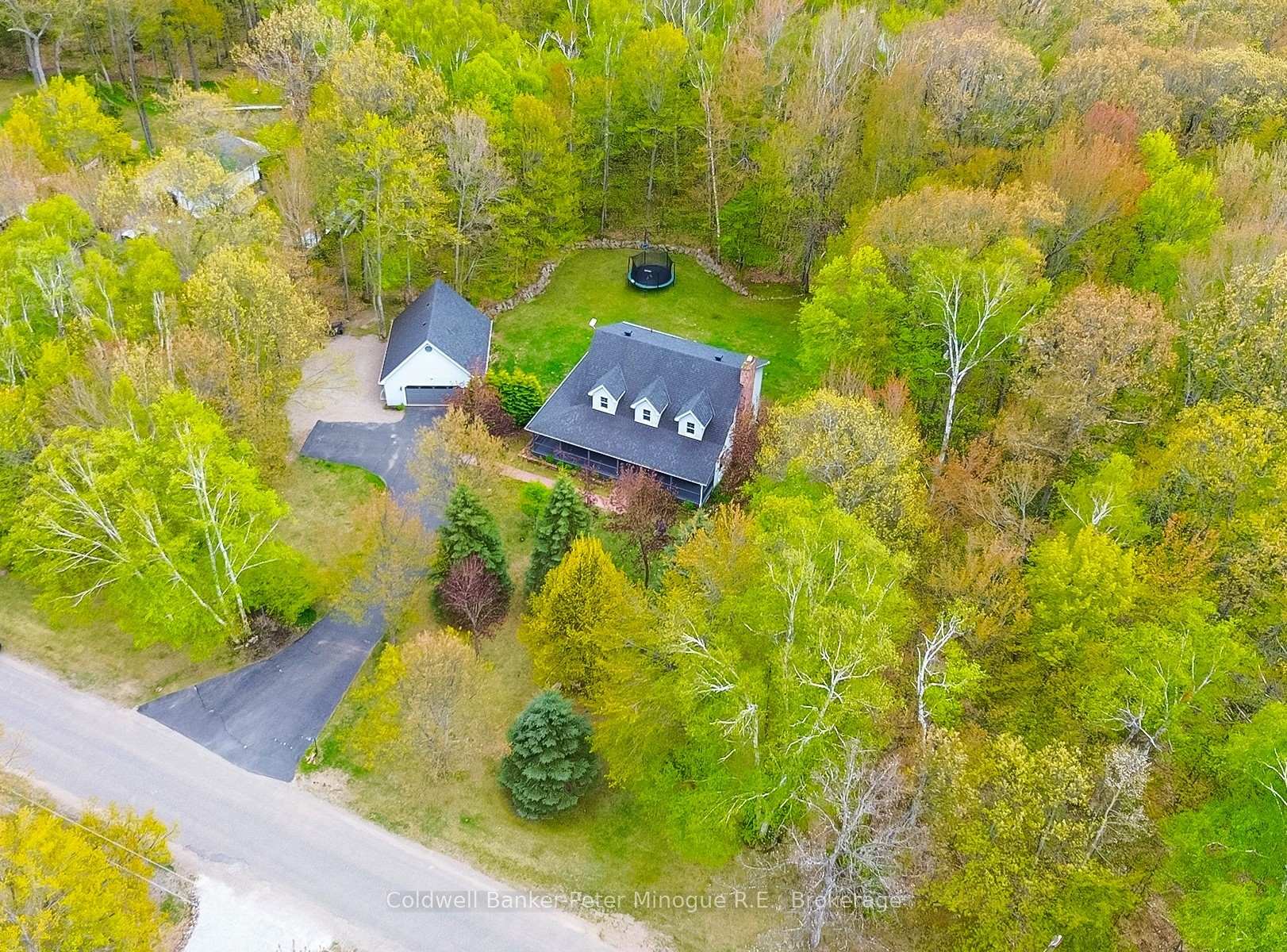 Photo 3 of 29 Ironside Drive, Sault Ste Marie — HOMEH