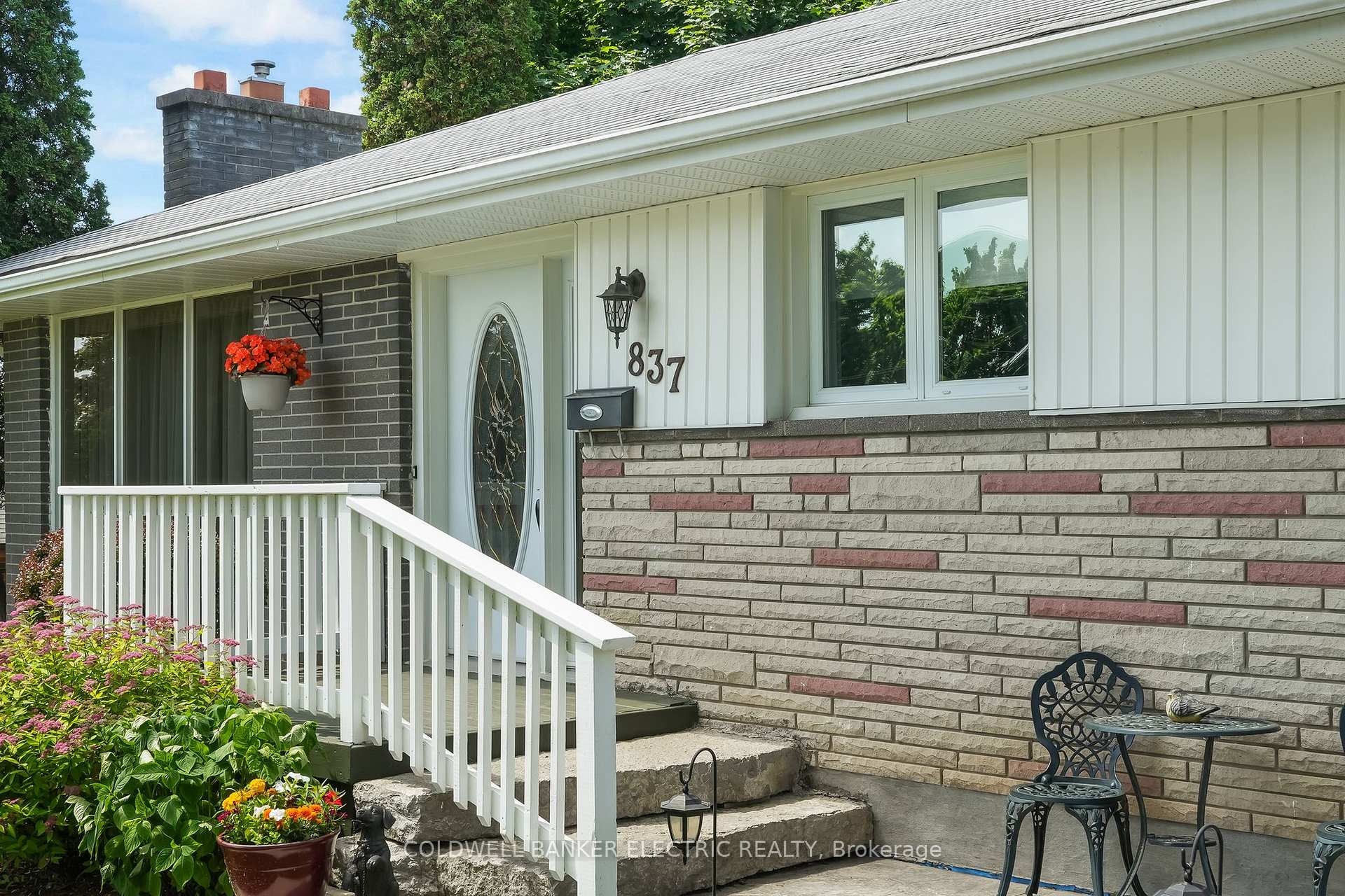Photo 12 of 837 Kingsdale Drive, Douro-Dummer — HOMEH