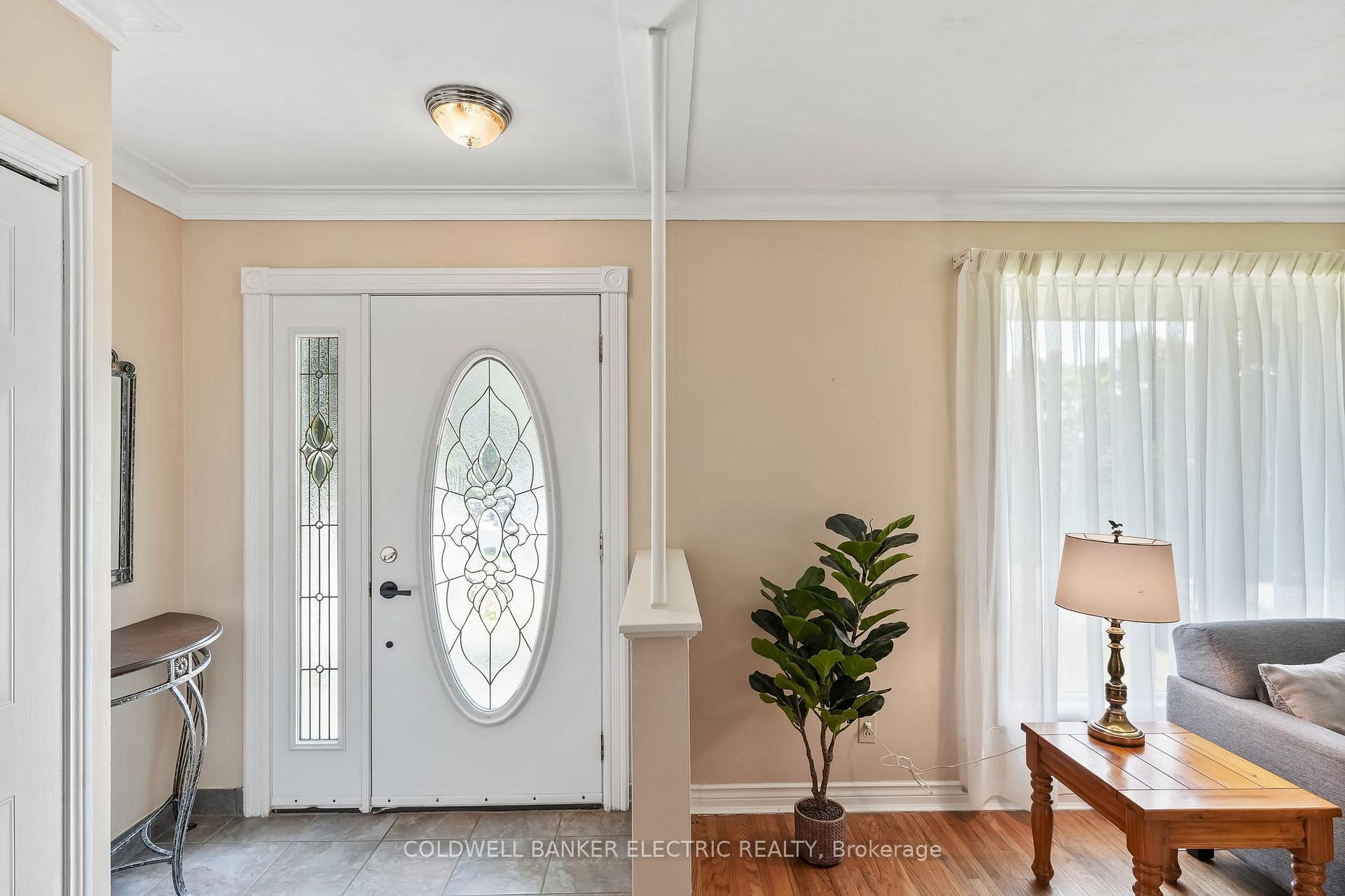 Photo 5 of 837 Kingsdale Drive, Douro-Dummer — HOMEH