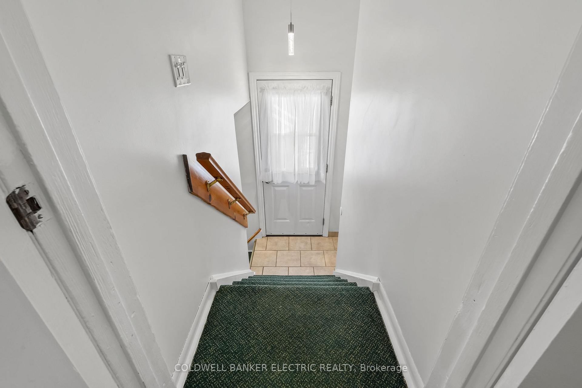 Photo 15 of 837 Kingsdale Drive, Douro-Dummer — HOMEH