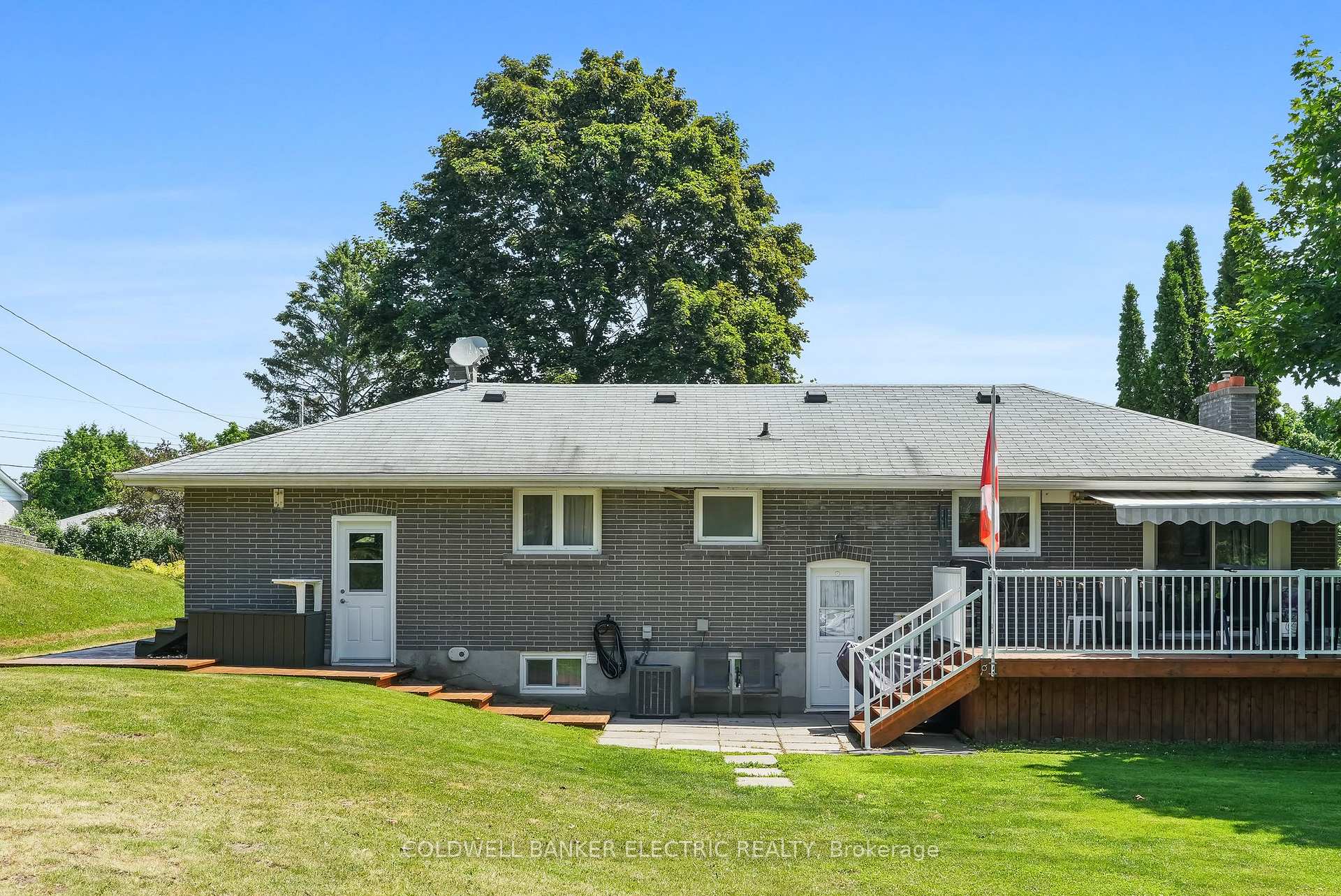 Photo 36 of 837 Kingsdale Drive, Douro-Dummer — HOMEH