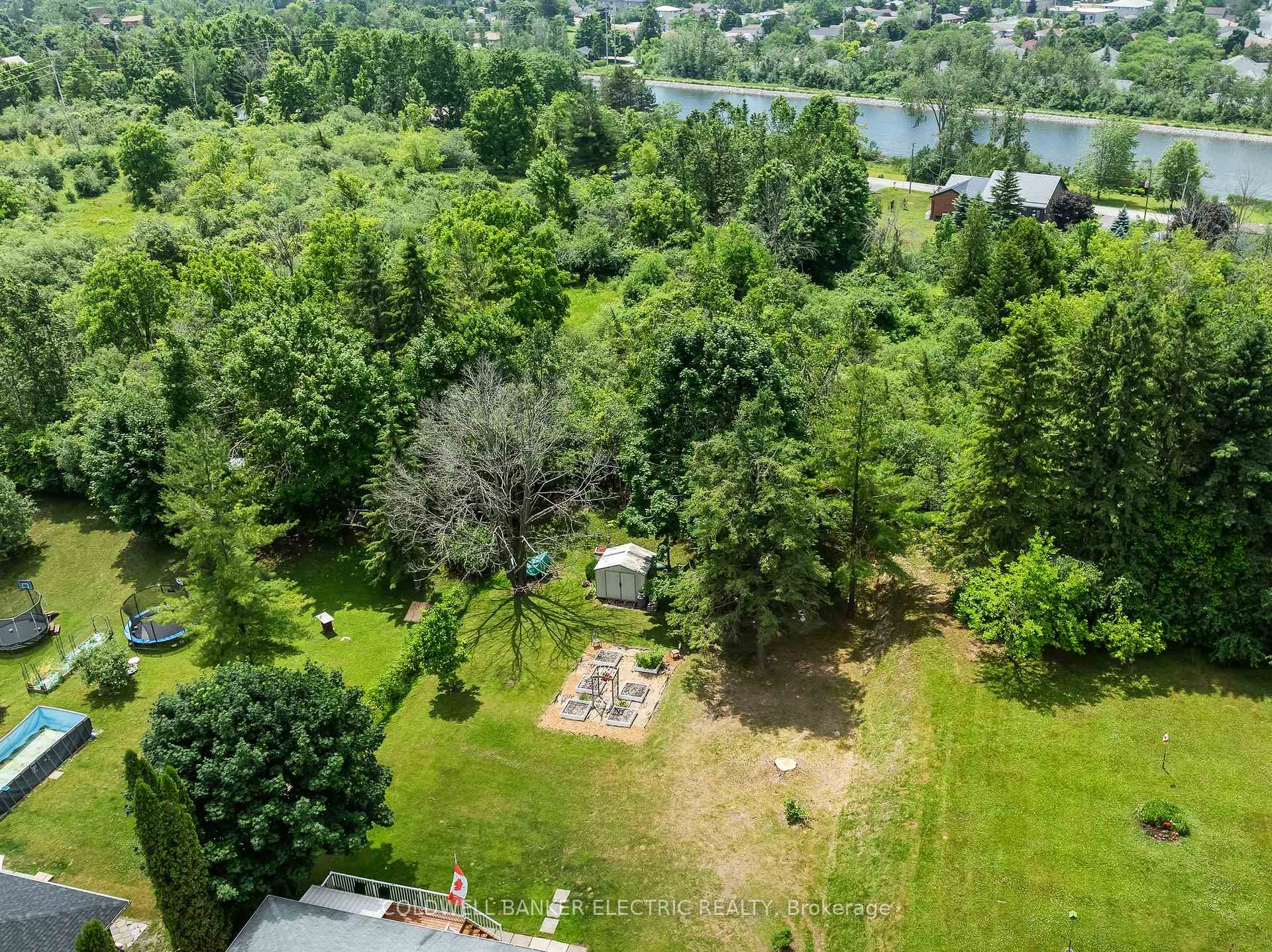Photo 26 of 837 Kingsdale Drive, Douro-Dummer — HOMEH