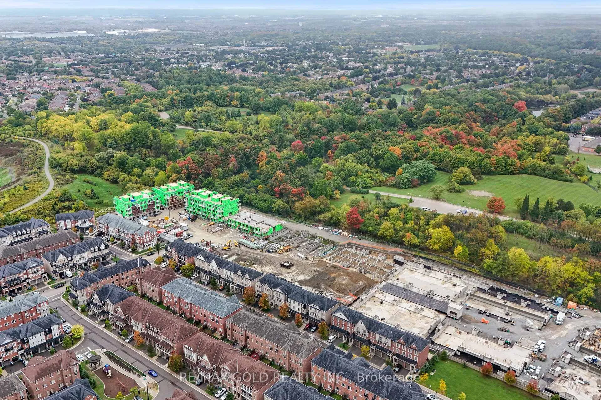 Photo 6 of 36 Kayak Heights, Brampton, Heart Lake East — HOMEH