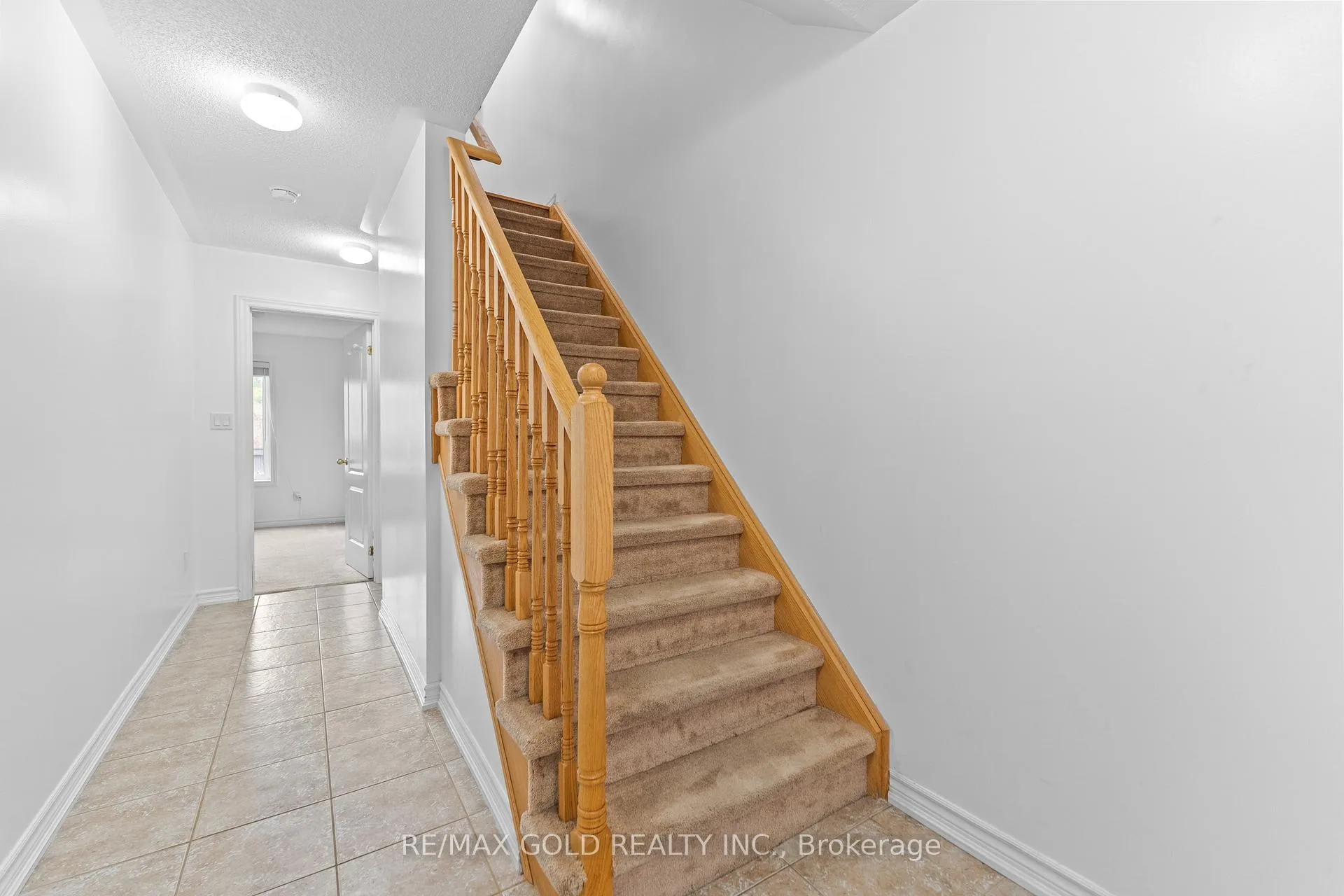 Photo 8 of 36 Kayak Heights, Brampton, Heart Lake East — HOMEH