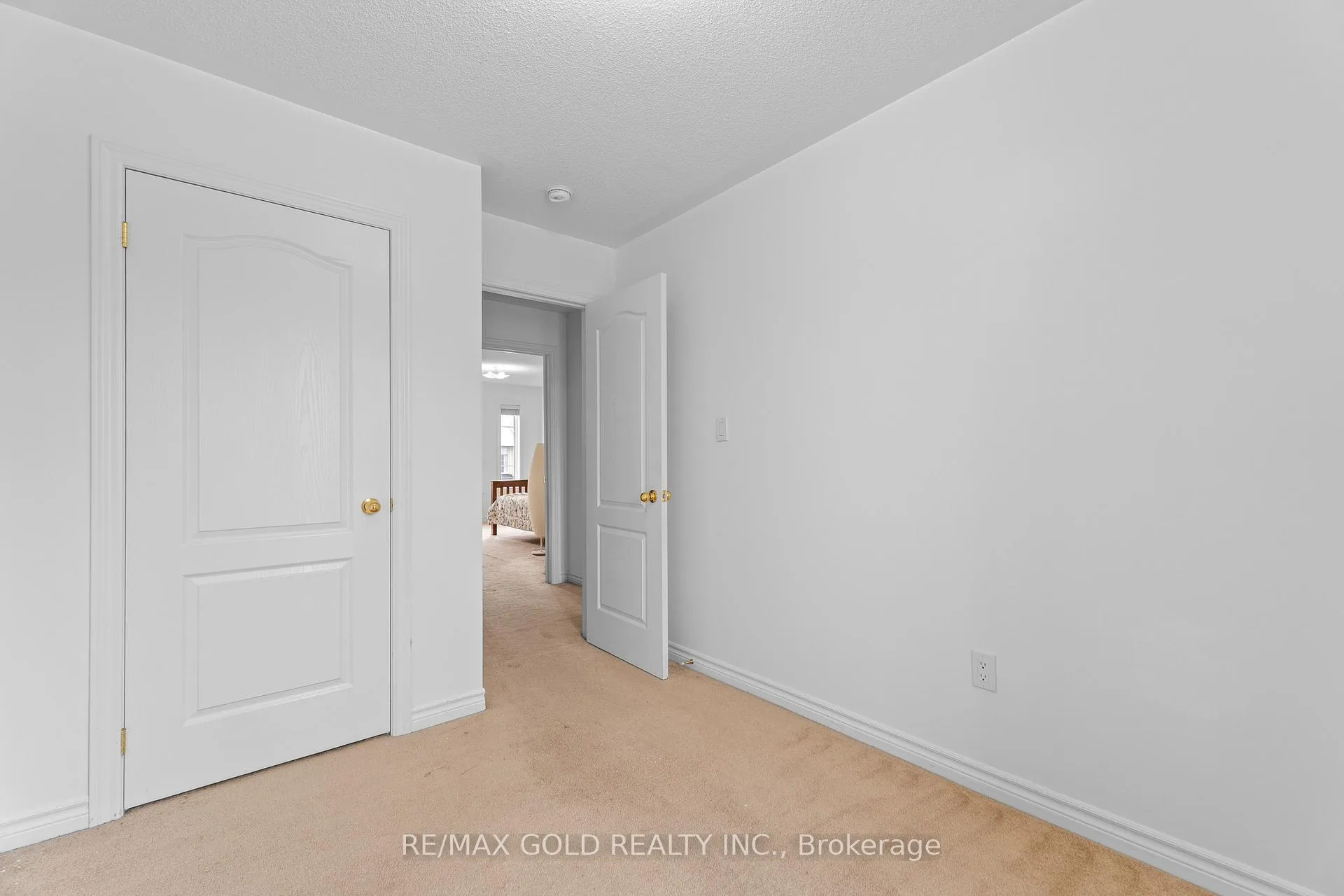 Photo 36 of 36 Kayak Heights, Brampton, Heart Lake East — HOMEH