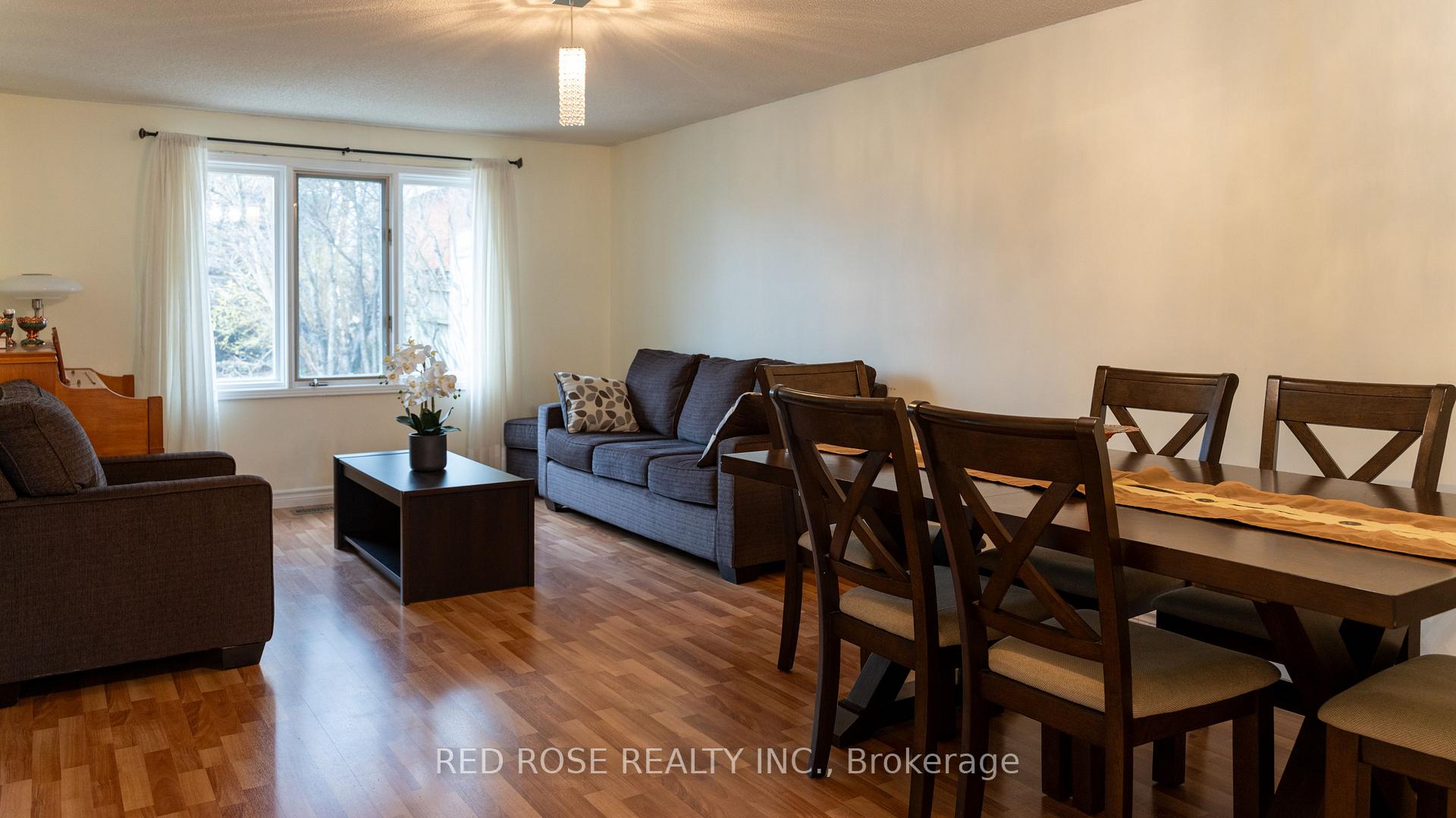 Photo 7 of 150 Sunrise Place, Kitchener, Grand River North — HOMEH