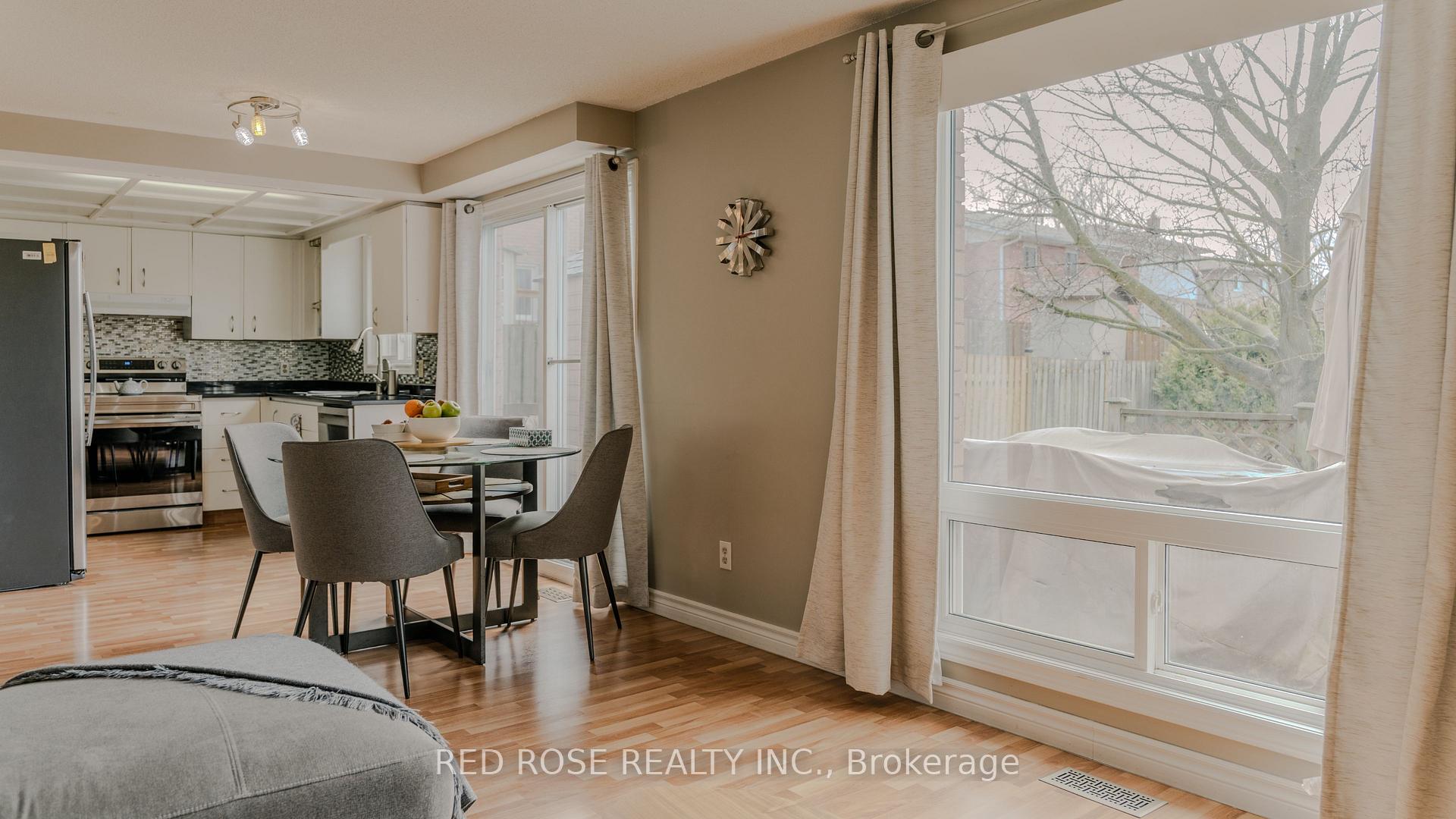 Photo 8 of 150 Sunrise Place, Kitchener, Grand River North — HOMEH