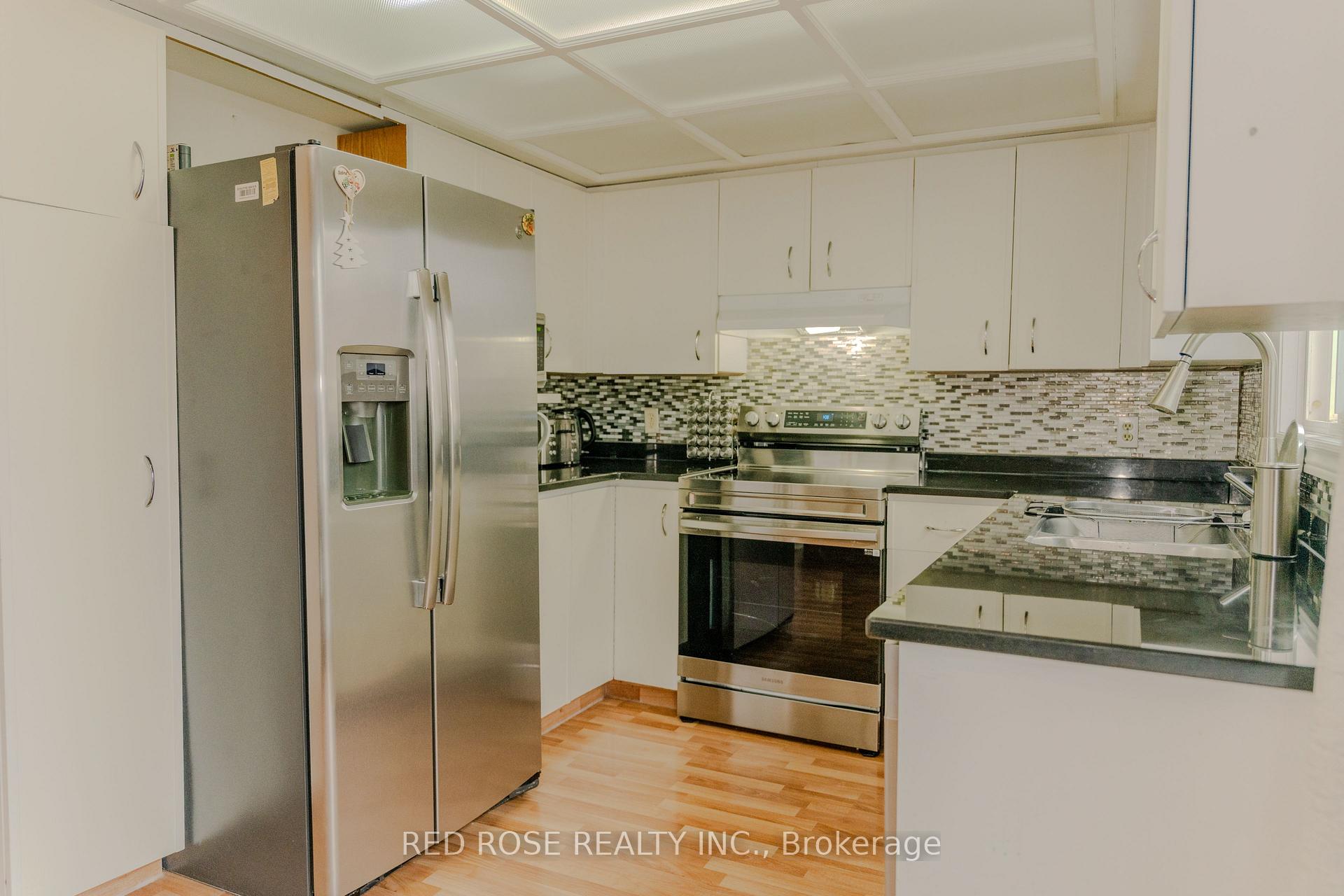 Photo 17 of 150 Sunrise Place, Kitchener, Grand River North — HOMEH