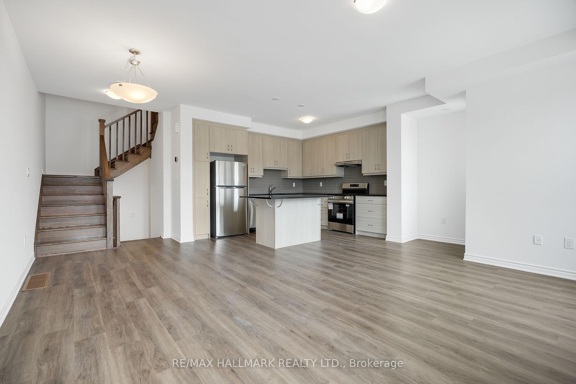 Photo 11 of 72 Ennerdale Street, Barrie, Rural Barrie Southwest — HOMEH
