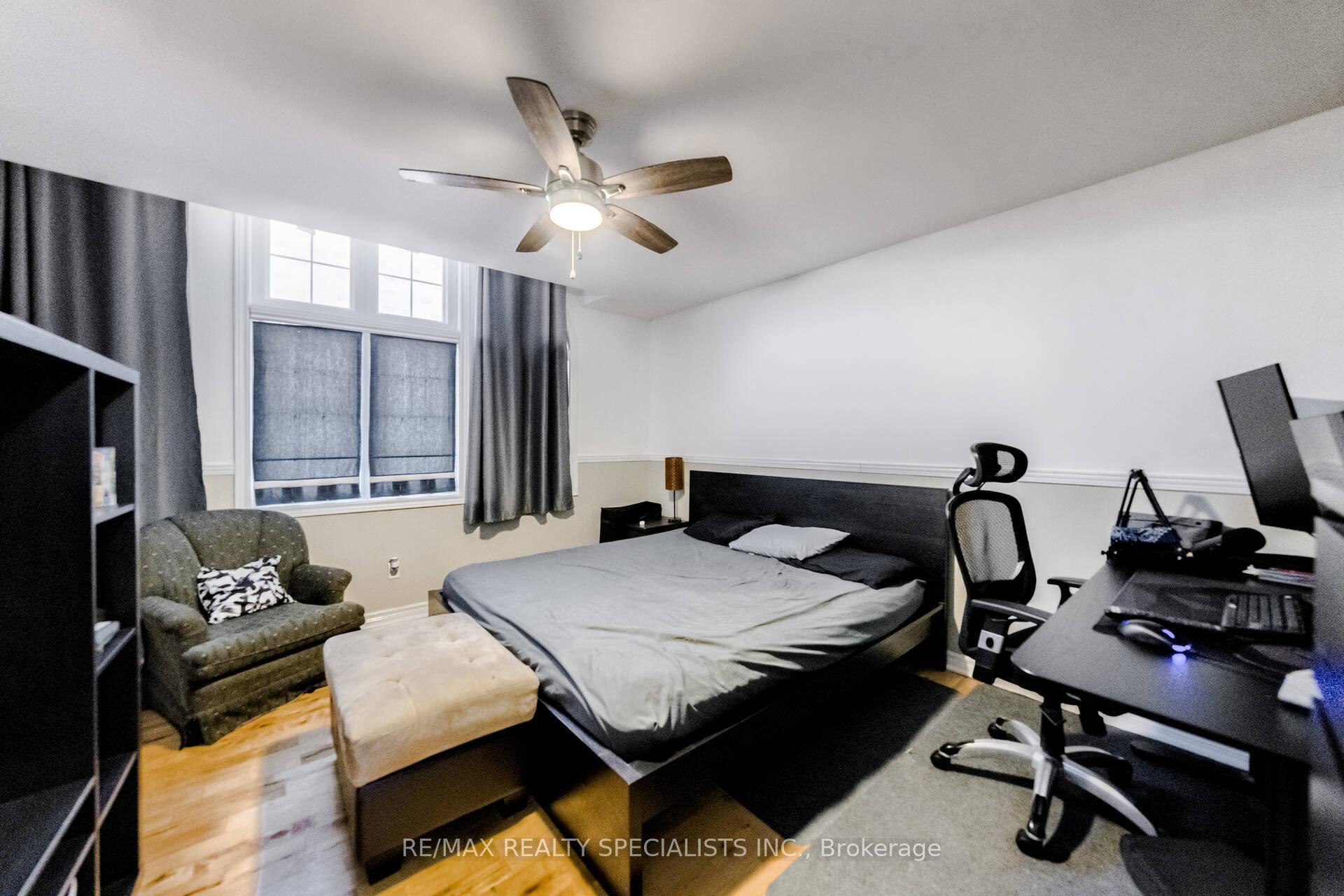 Photo 19 of 24 Arthurs Crescent, Brampton, Fletcher's West — HOMEH