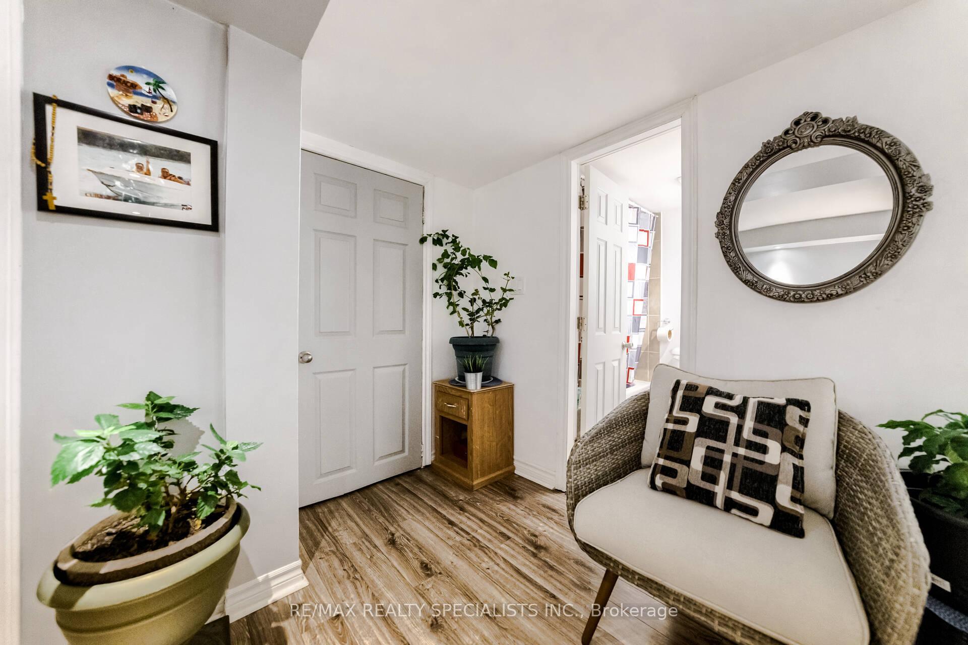 Photo 29 of 24 Arthurs Crescent, Brampton, Fletcher's West — HOMEH