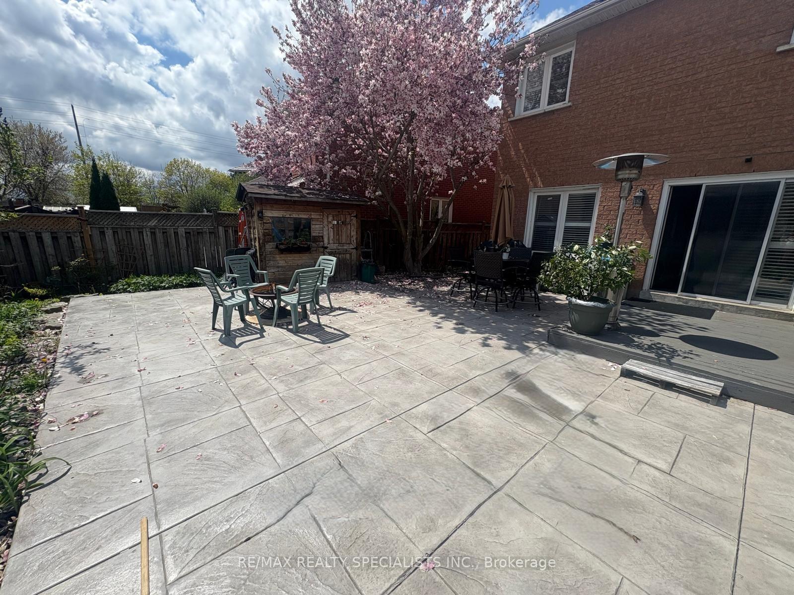Photo 30 of 24 Arthurs Crescent, Brampton, Fletcher's West — HOMEH