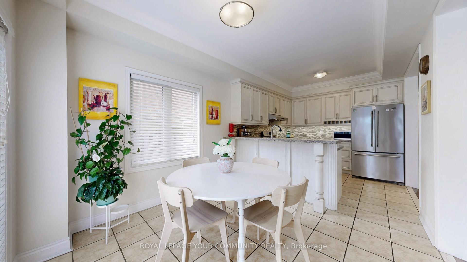 Photo 7 of 47 Mintwood Road, Vaughan, Patterson — HOMEH