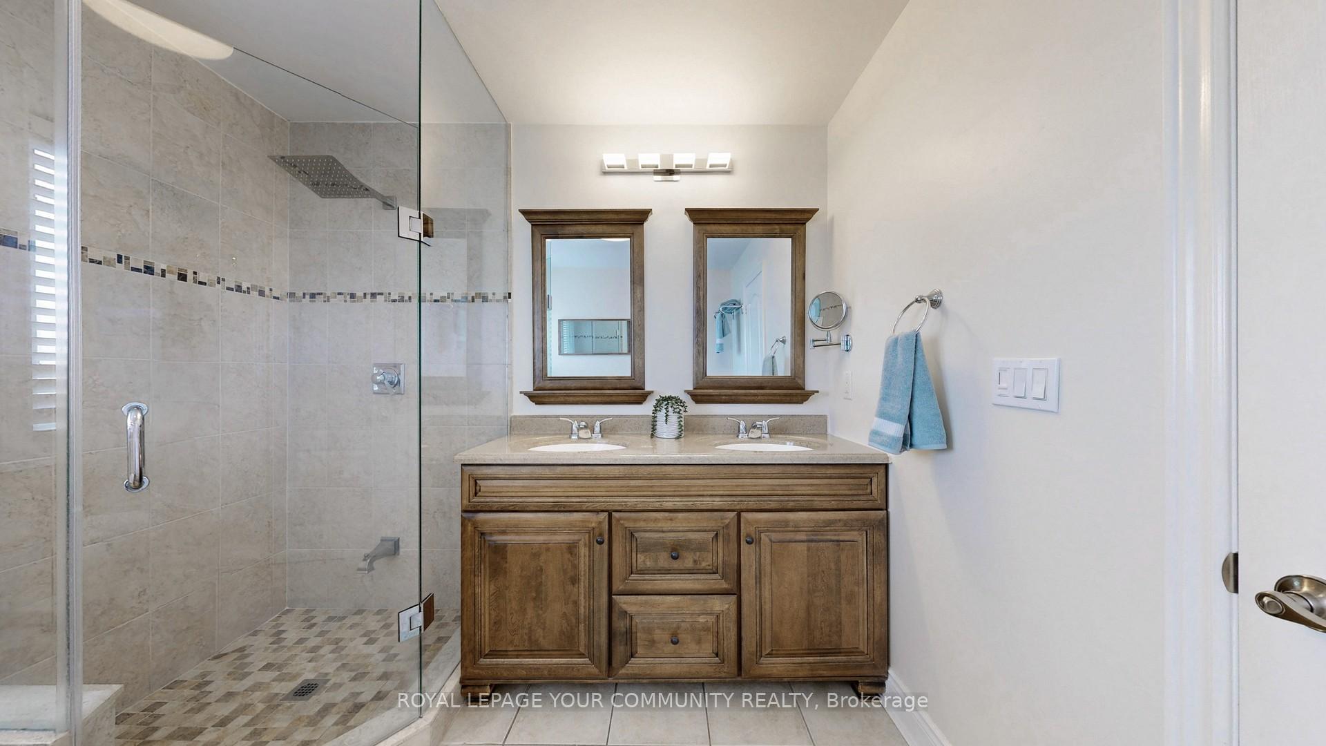 Photo 27 of 47 Mintwood Road, Vaughan, Patterson — HOMEH