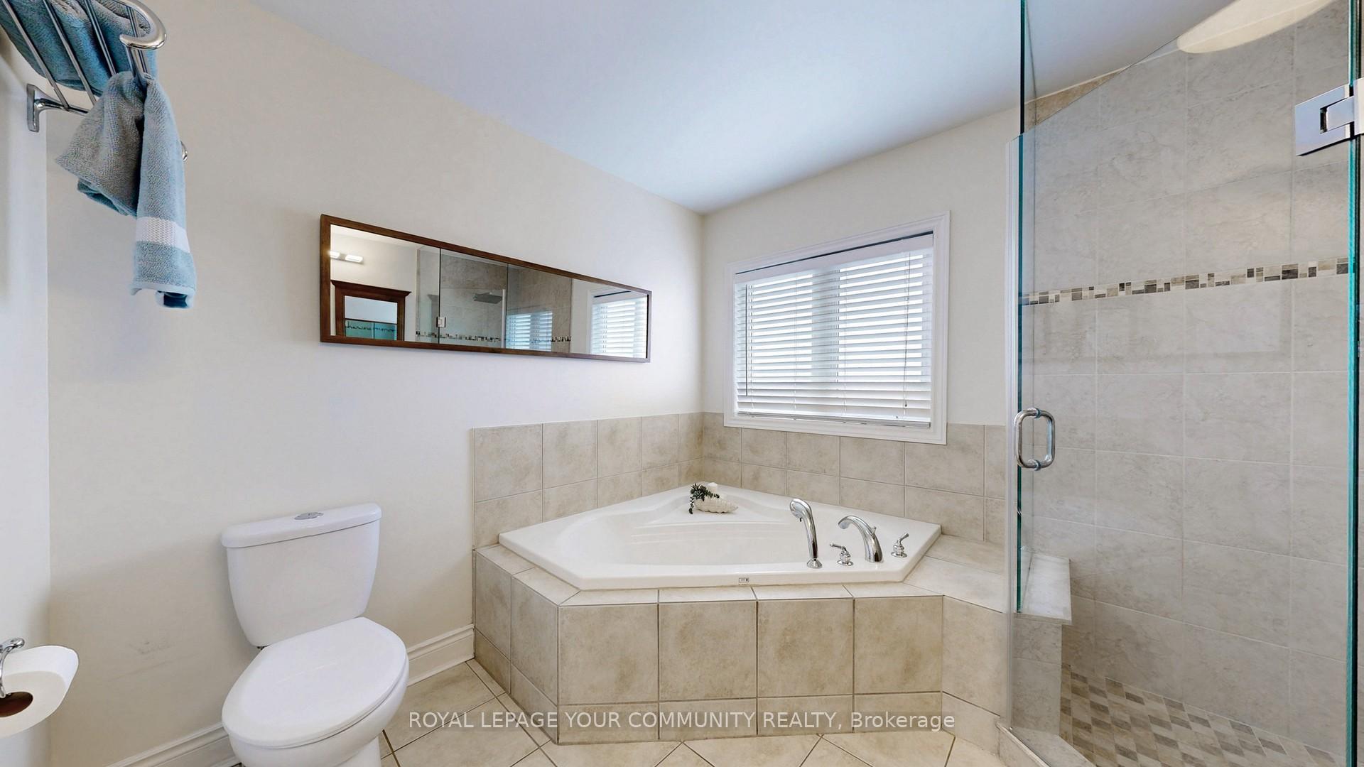 Photo 8 of 47 Mintwood Road, Vaughan, Patterson — HOMEH