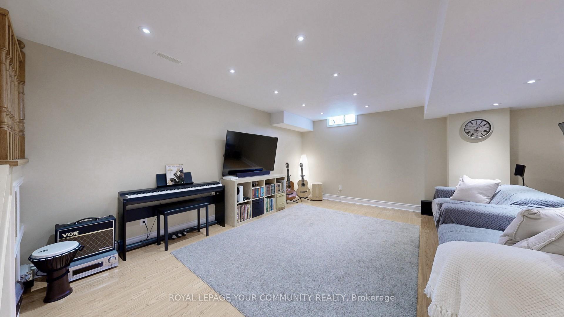 Photo 36 of 47 Mintwood Road, Vaughan, Patterson — HOMEH