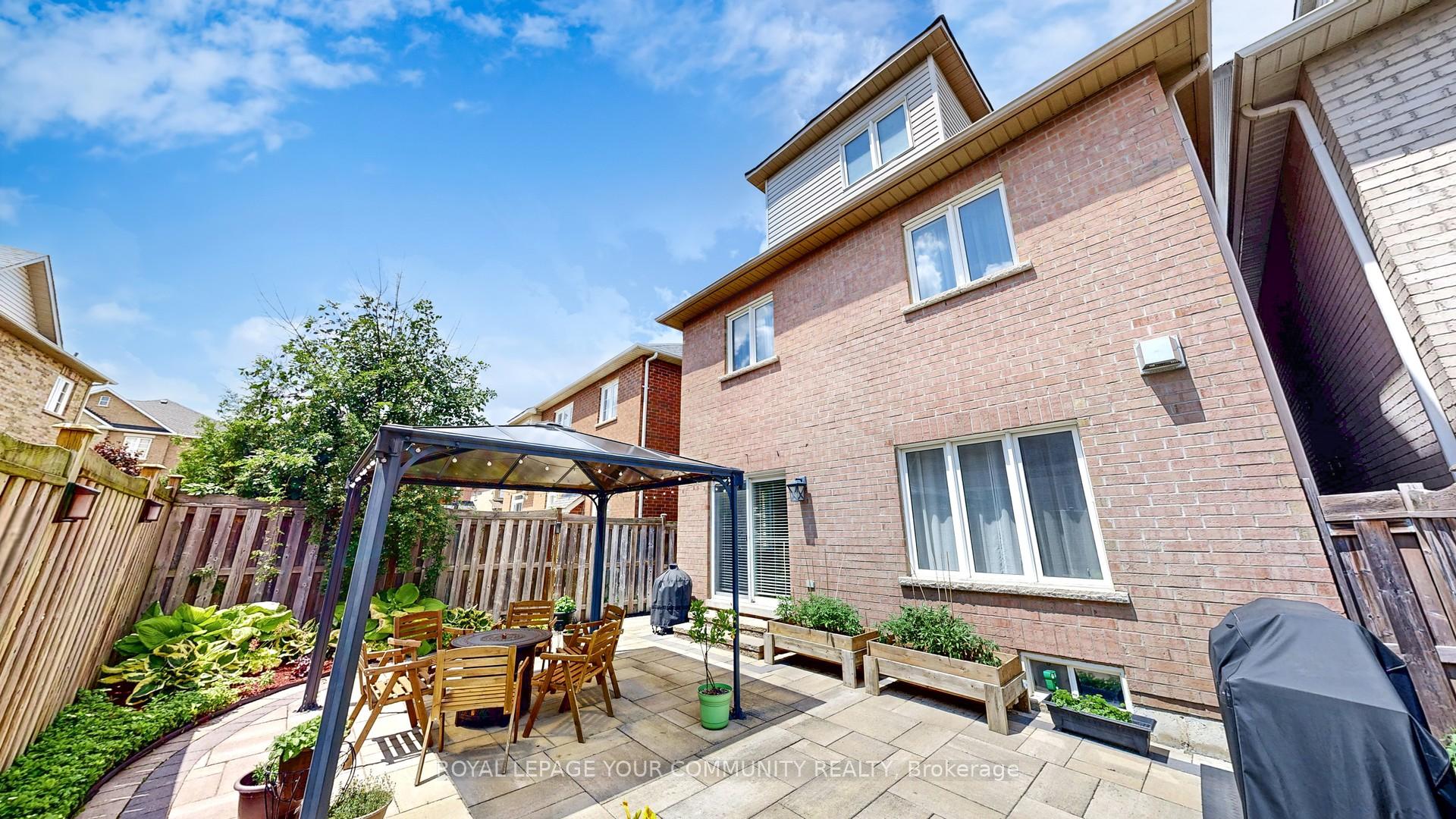 Photo 34 of 47 Mintwood Road, Vaughan, Patterson — HOMEH