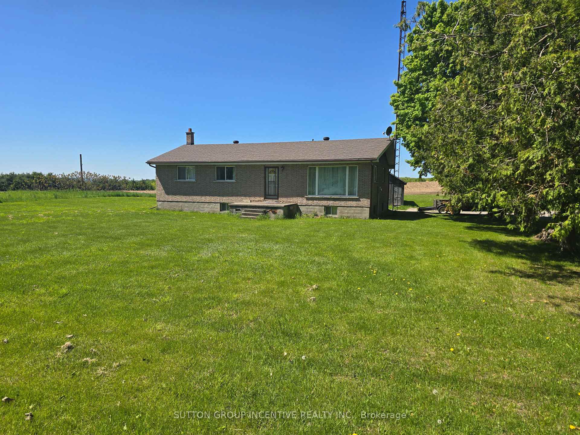 Photo 16 of 2202 Newton Street, Tay, Victoria Harbour — HOMEH