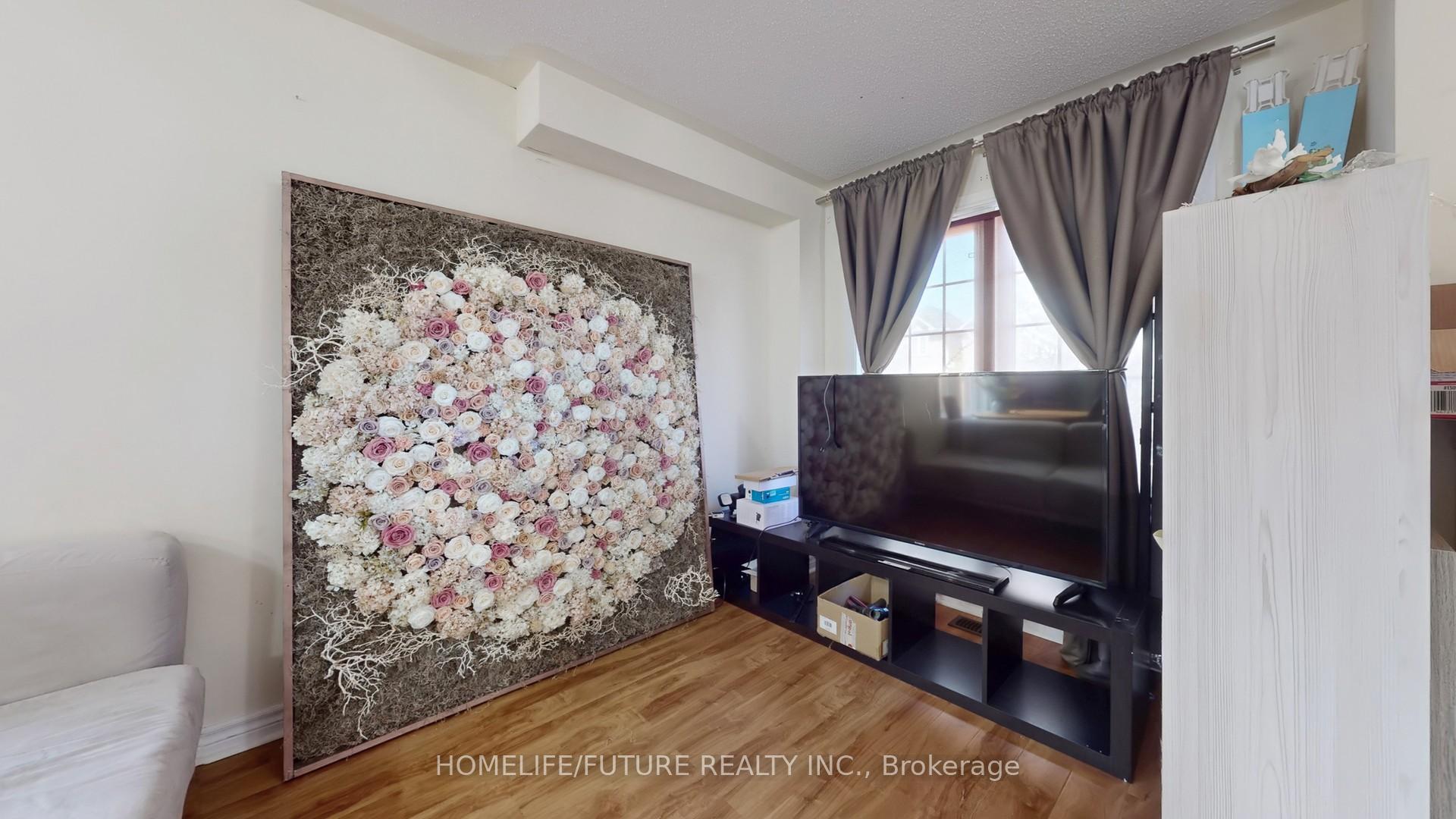 Photo 9 of 185 South Unionville Avenue, Markham, Village Green-South Unionville — HOMEH
