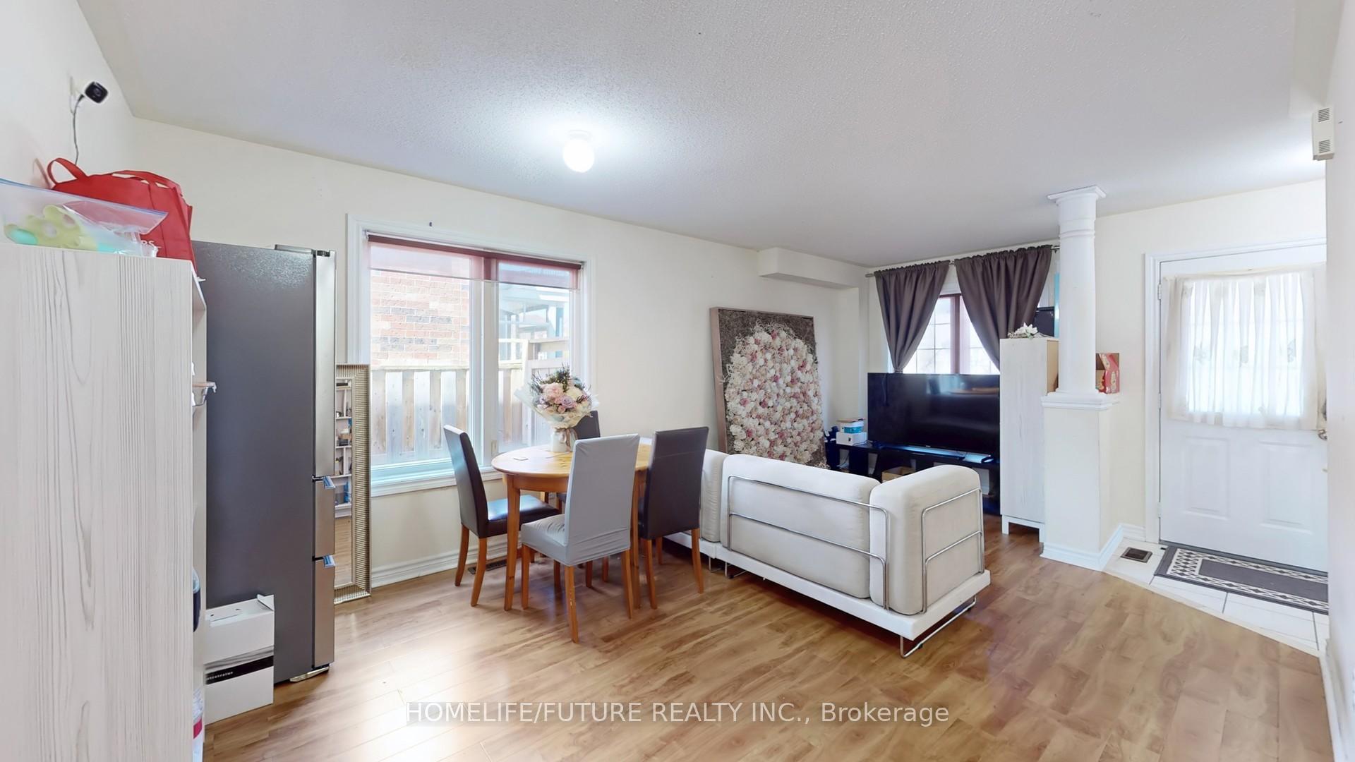 Photo 2 of 185 South Unionville Avenue, Markham, Village Green-South Unionville — HOMEH
