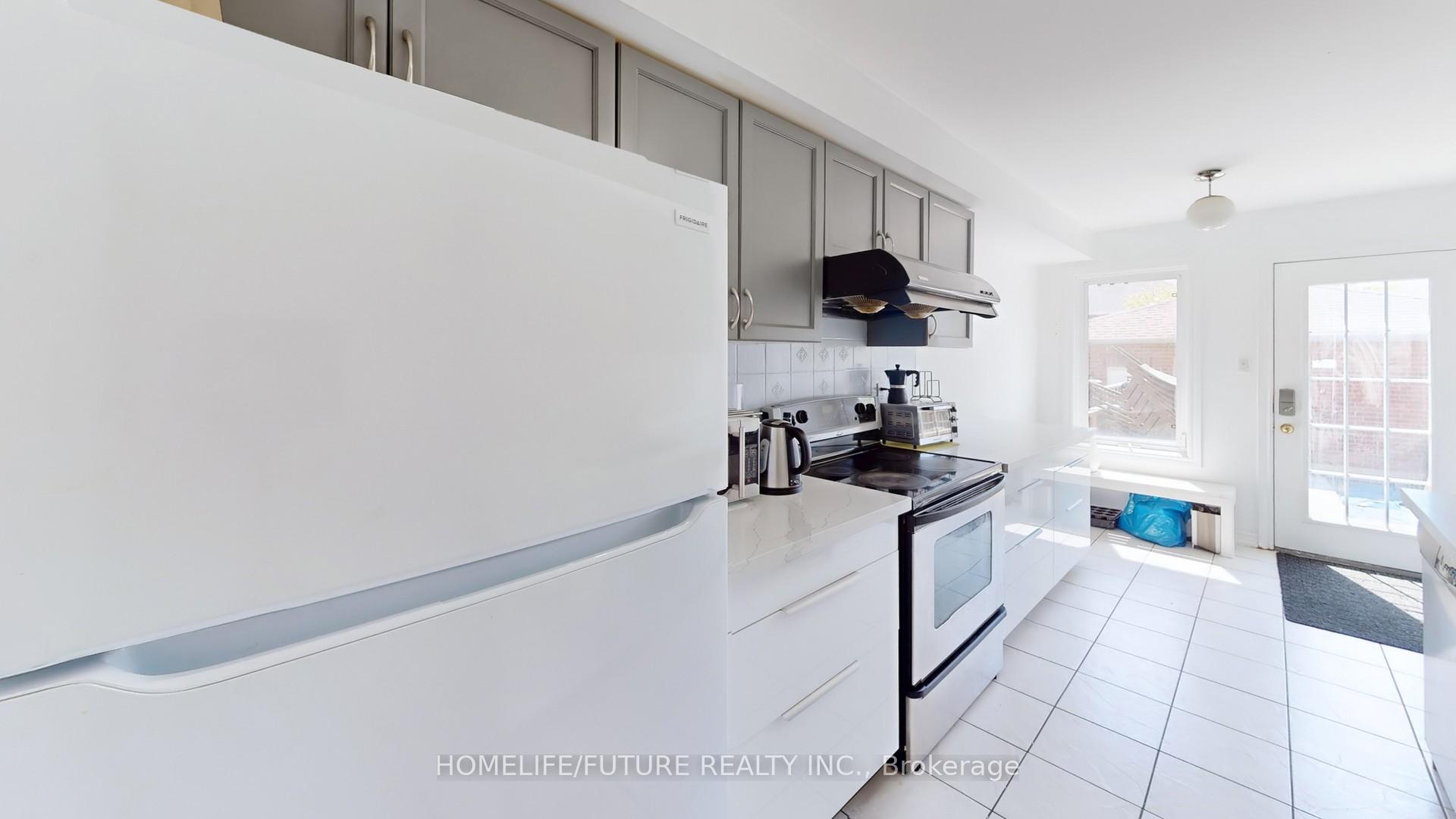 Photo 18 of 185 South Unionville Avenue, Markham, Village Green-South Unionville — HOMEH